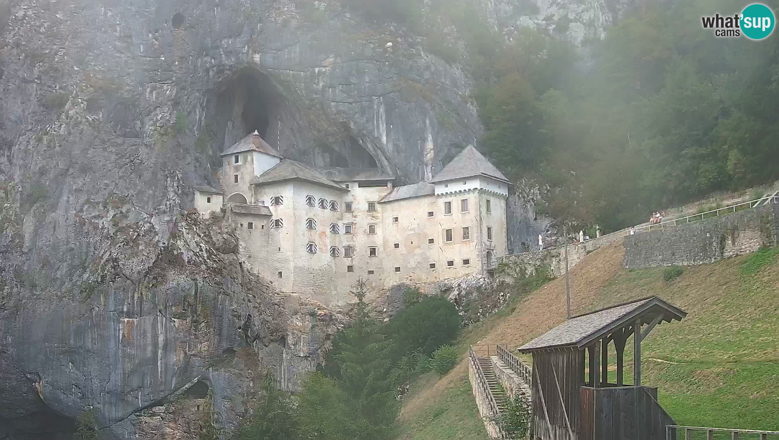 Live Webcam Höhlenburg Predjama – Postojna – Slowenien