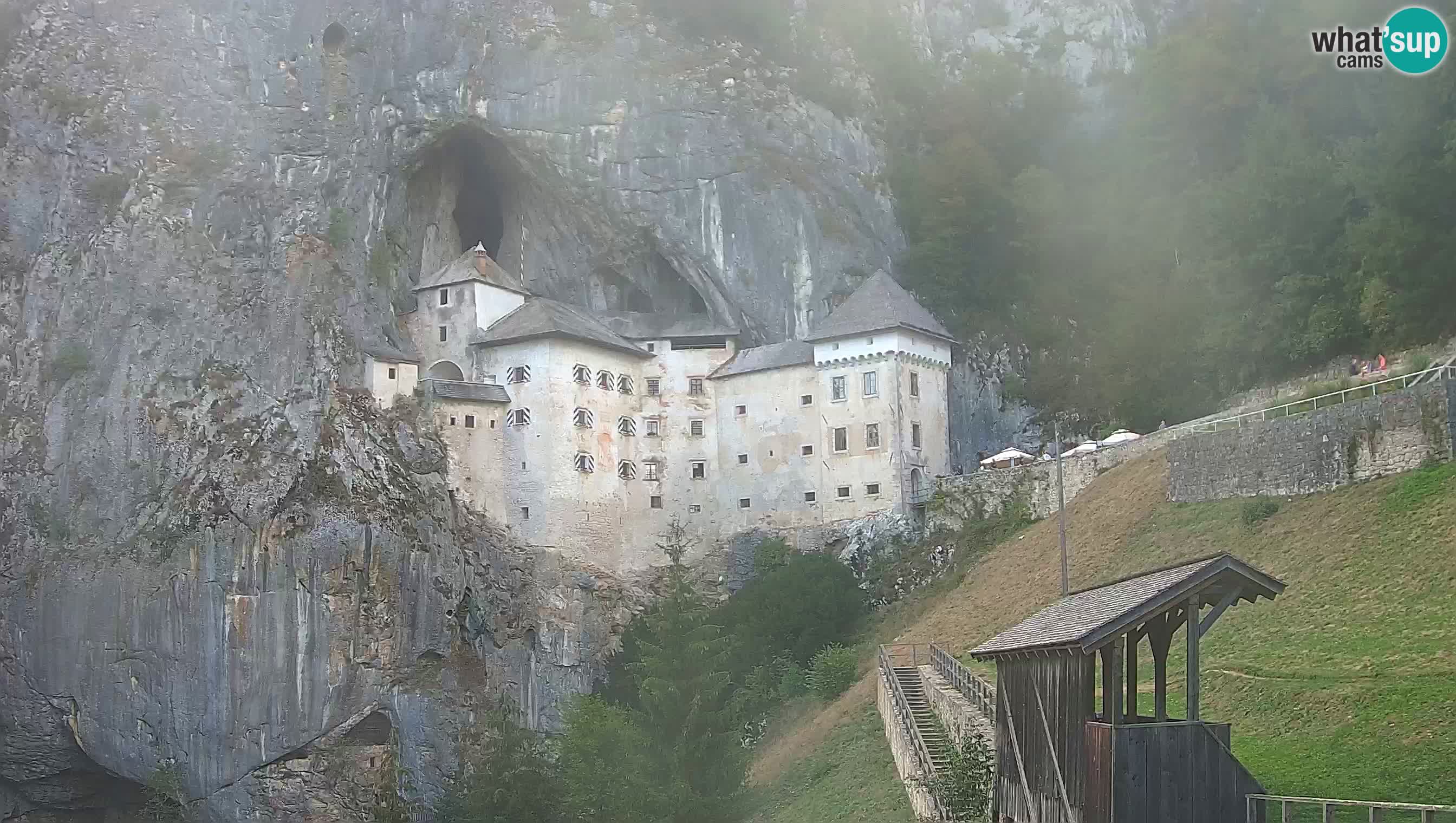 Web kamera Predjamski dvorac – Postojna – Slovenija