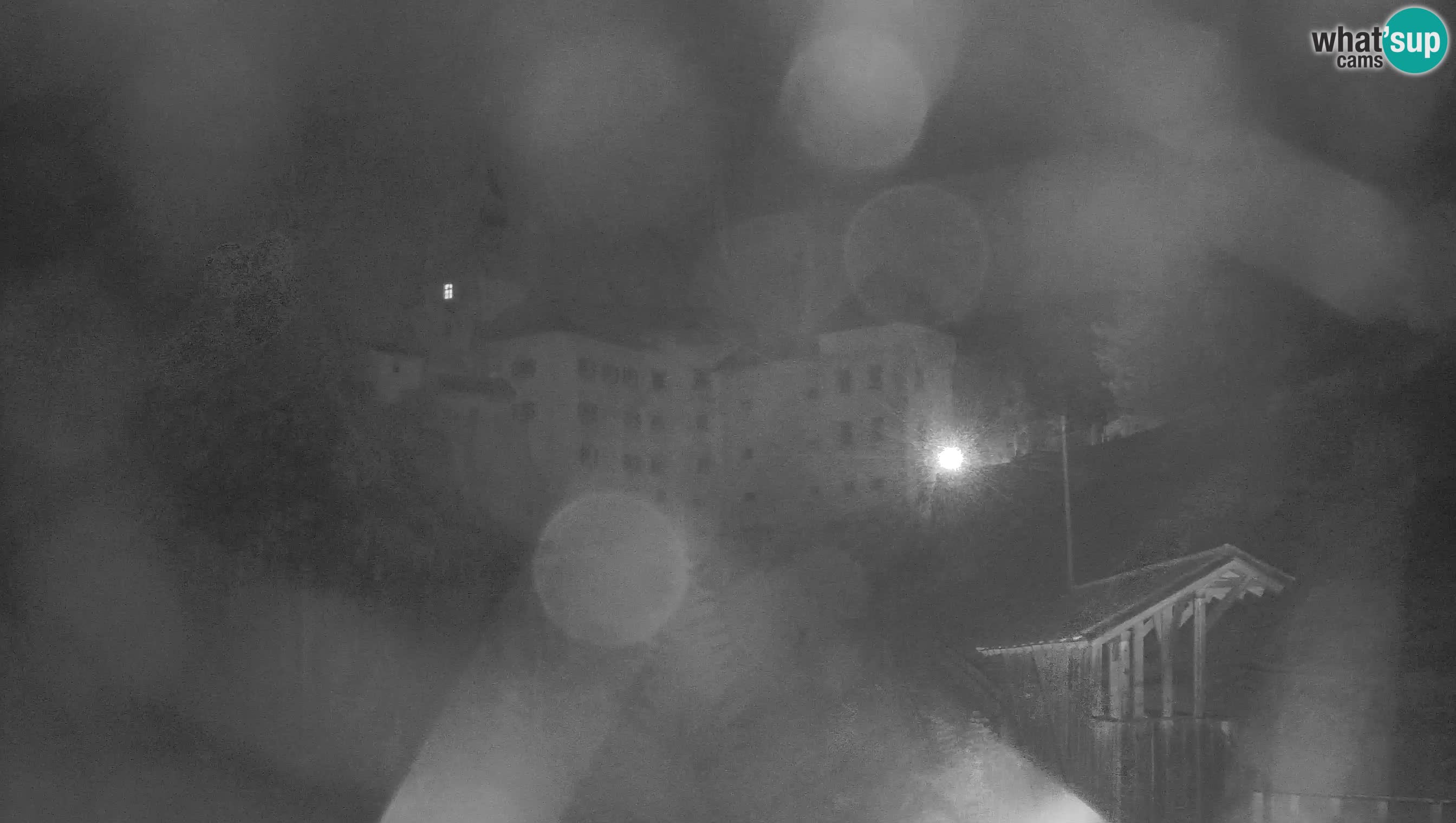 Live Webcam Höhlenburg Predjama – Postojna – Slowenien