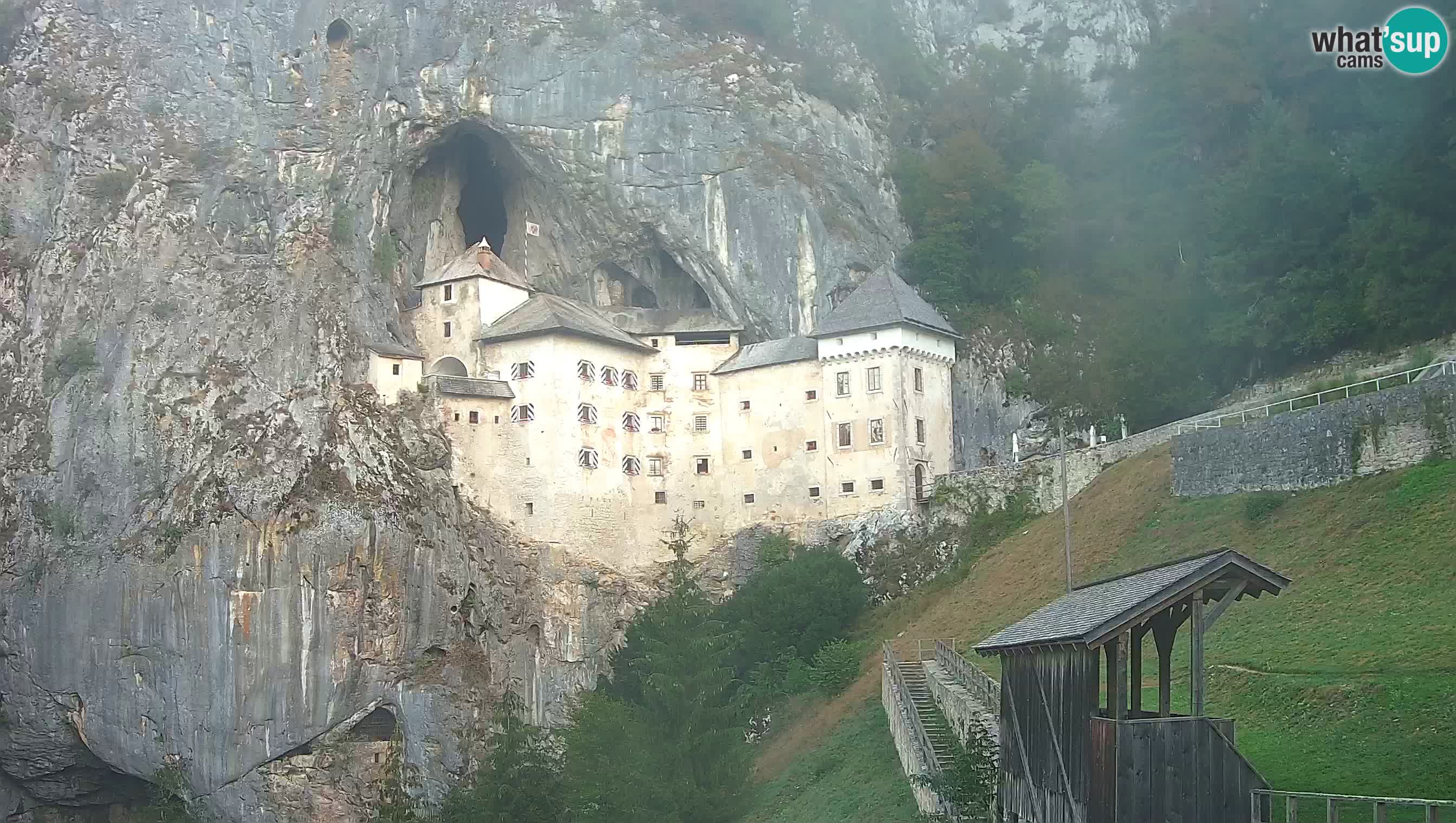 Live Webcam Castello di Predjama – Postumia – Slovenia