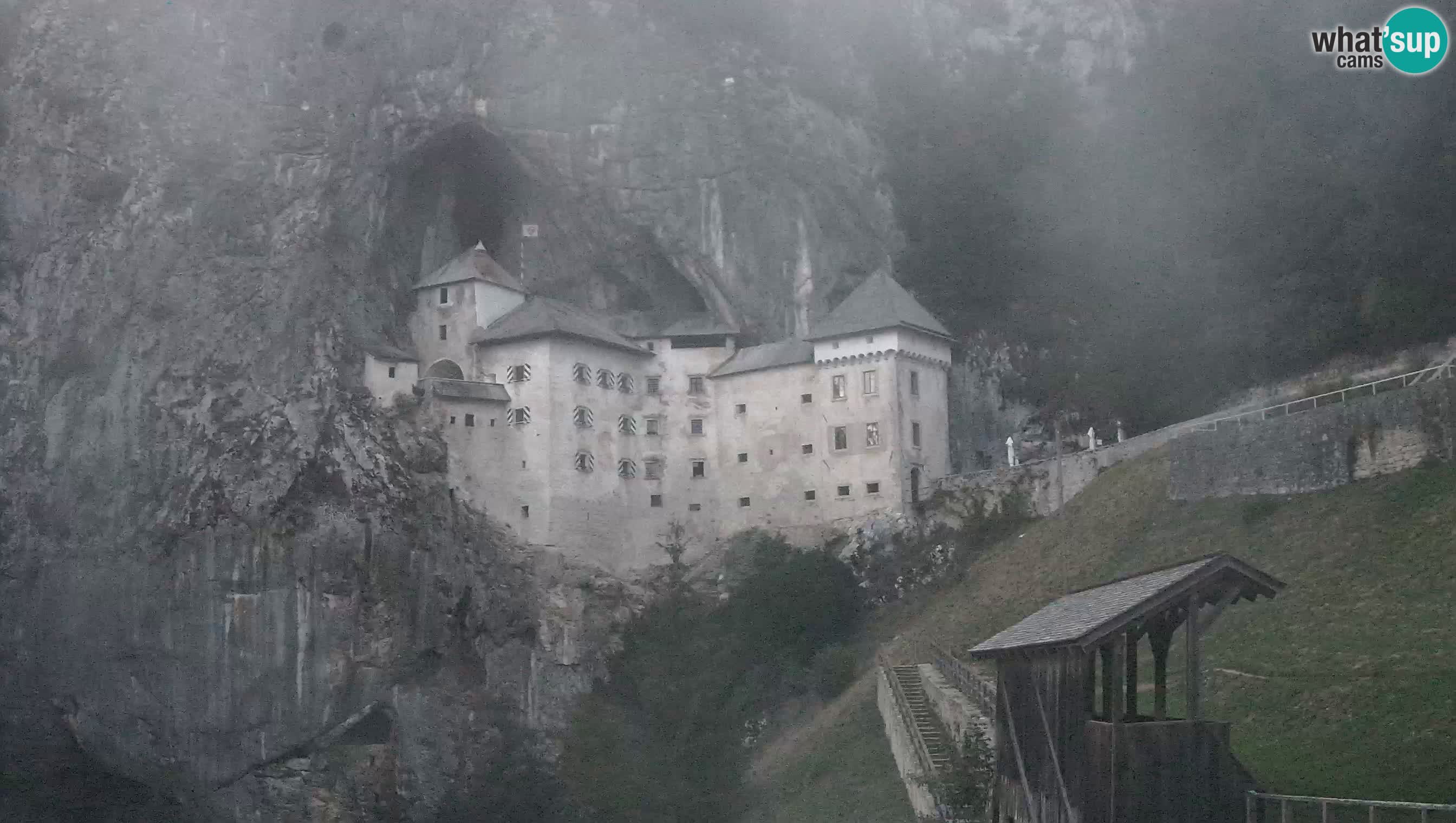 Live Webcam Predjamski grad – Predjama Castle – Postojna – Slovenia