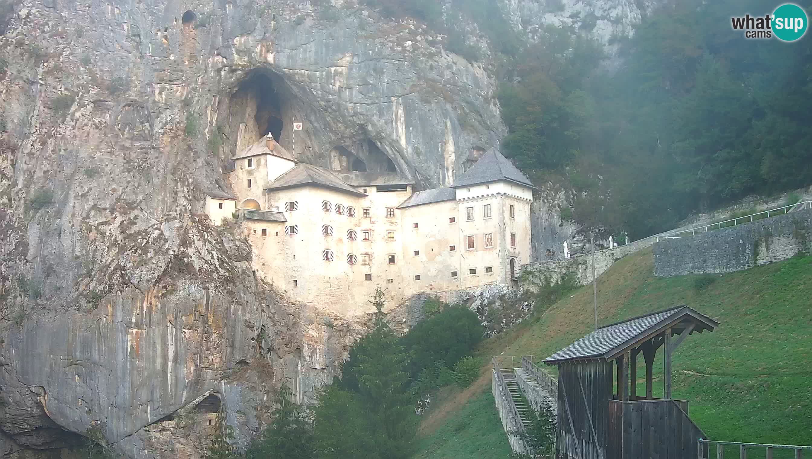 Web kamera Predjamski dvorac – Postojna – Slovenija
