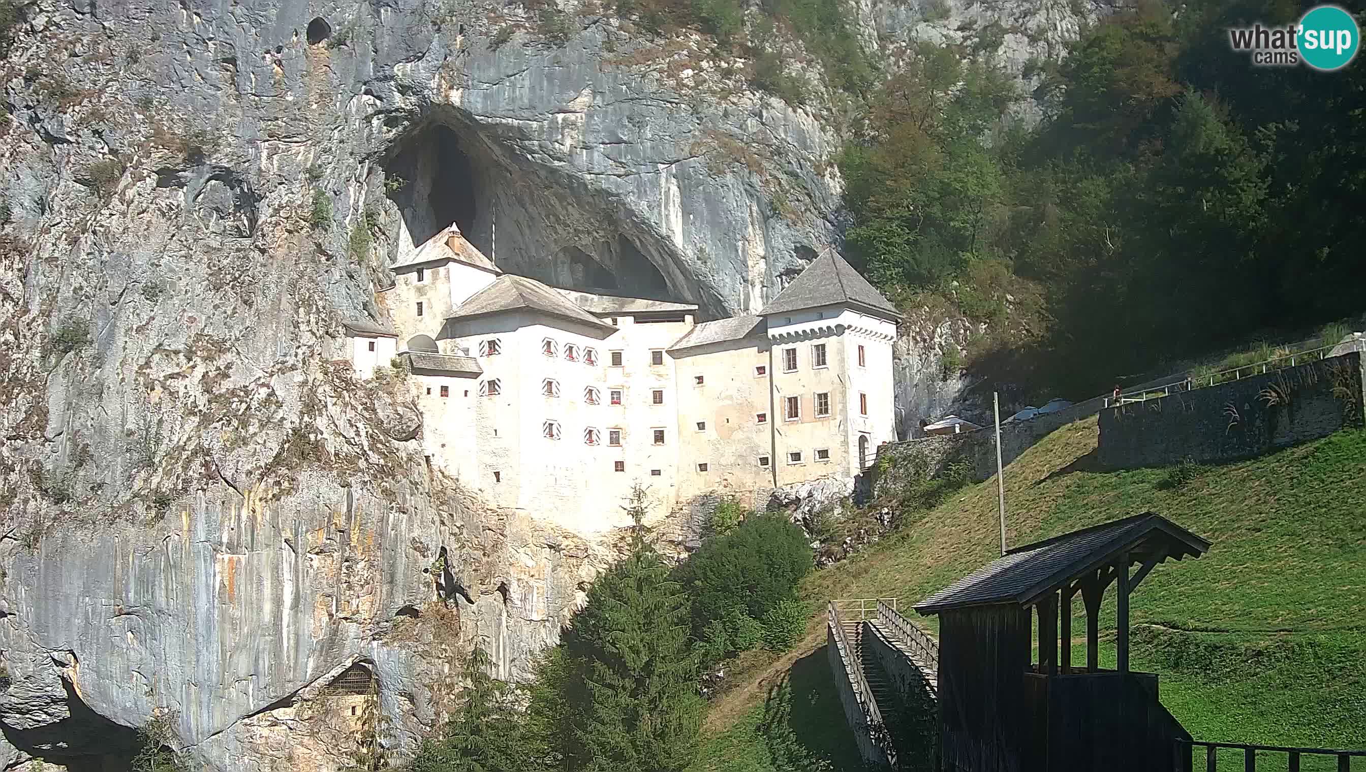 Web kamera Predjamski dvorac – Postojna – Slovenija