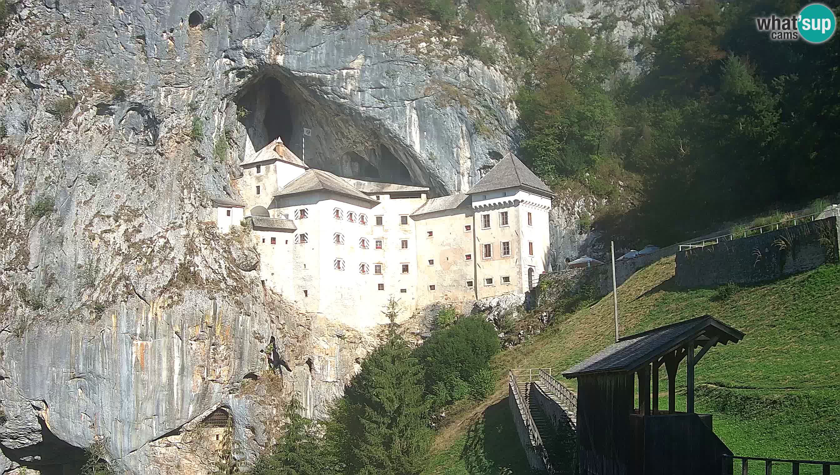 Web kamera Predjamski dvorac – Postojna – Slovenija