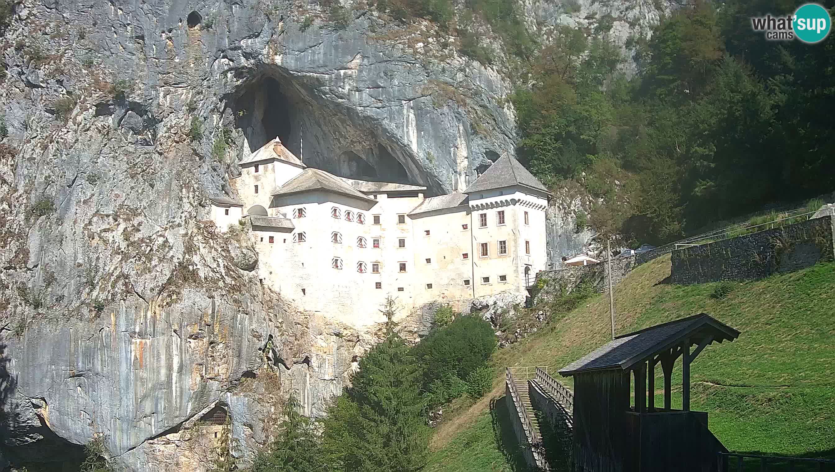 Live Webcam Predjamski grad – Predjama Castle – Postojna – Slovenia