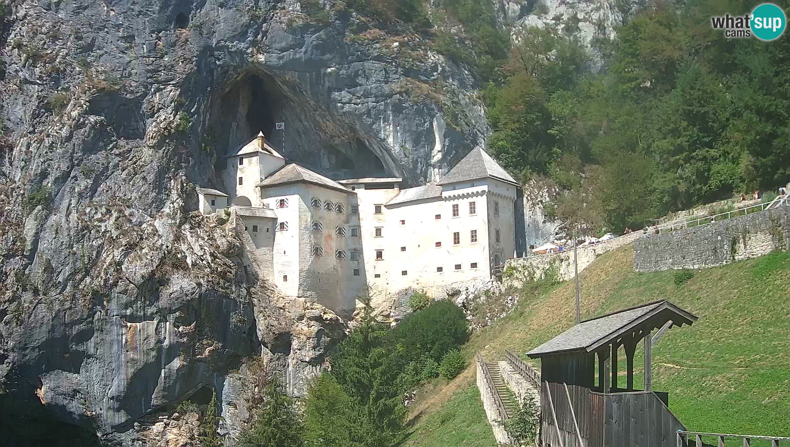 Live Webcam Predjamski grad – Predjama Castle – Postojna – Slovenia
