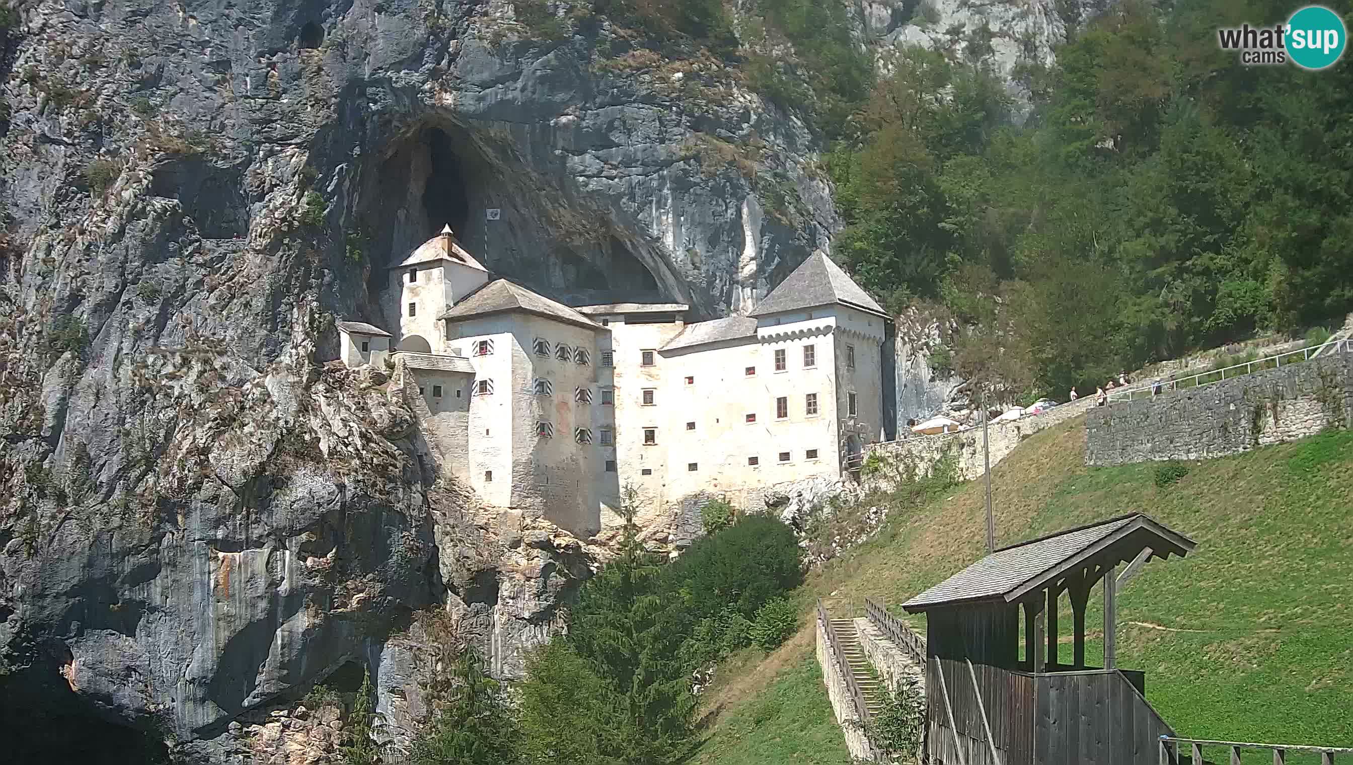 Web kamera Predjamski dvorac – Postojna – Slovenija