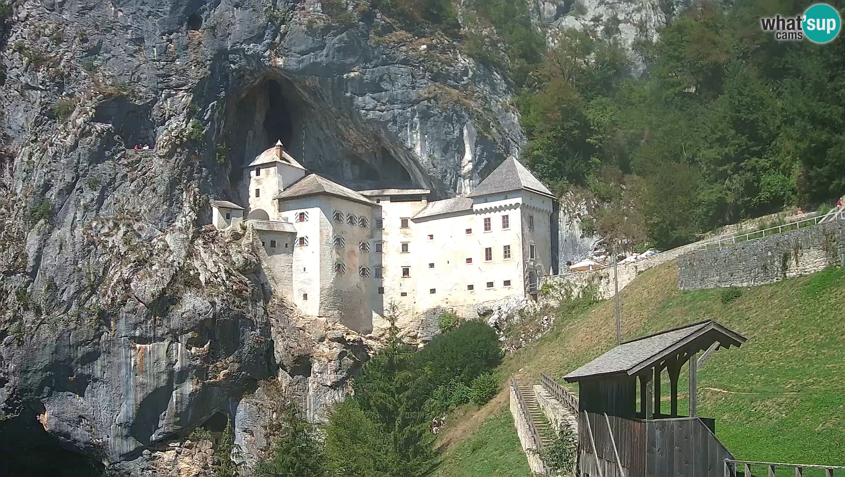 Web kamera Predjamski dvorac – Postojna – Slovenija