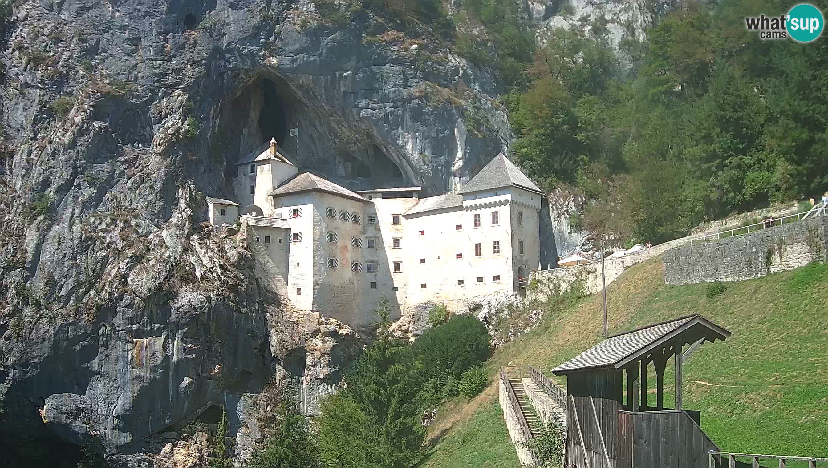 Web kamera Predjamski dvorac – Postojna – Slovenija