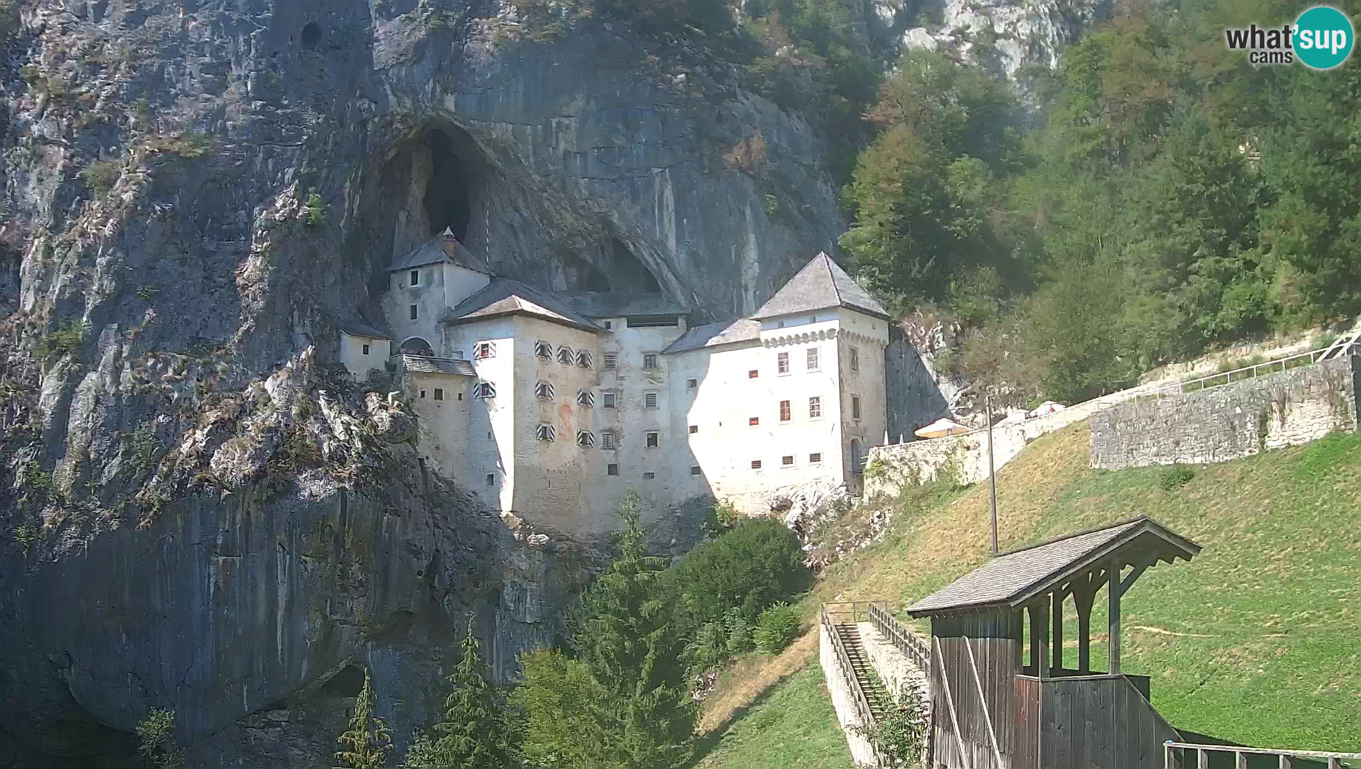 Live Webcam Castello di Predjama – Postumia – Slovenia