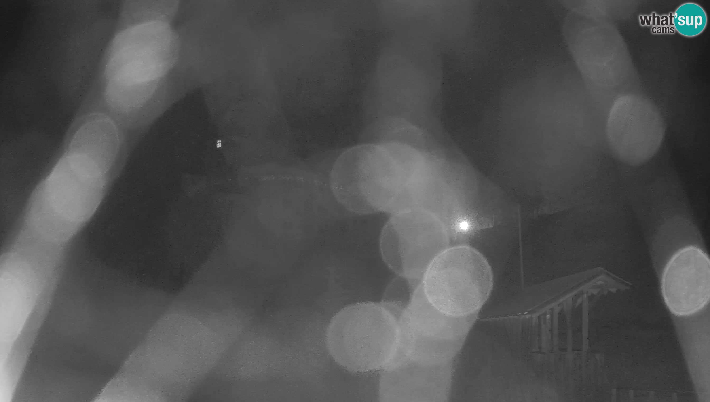 Live Webcam Grad Predjama – Château de Predjama – Postojna – Slovénie