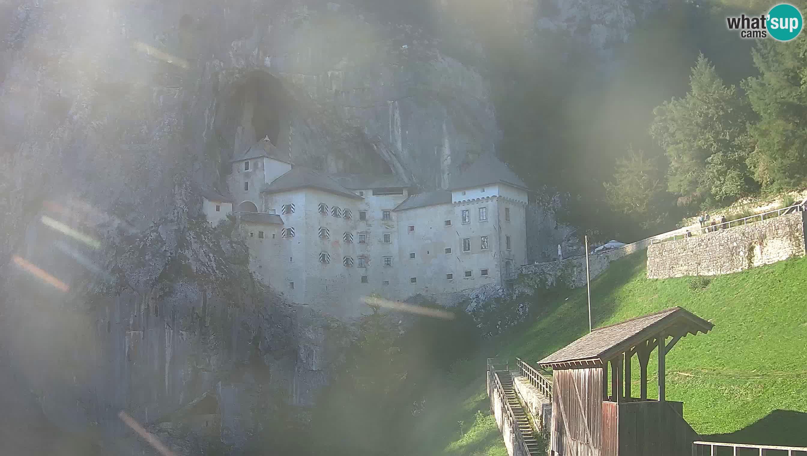 Live Webcam Castello di Predjama – Postumia – Slovenia