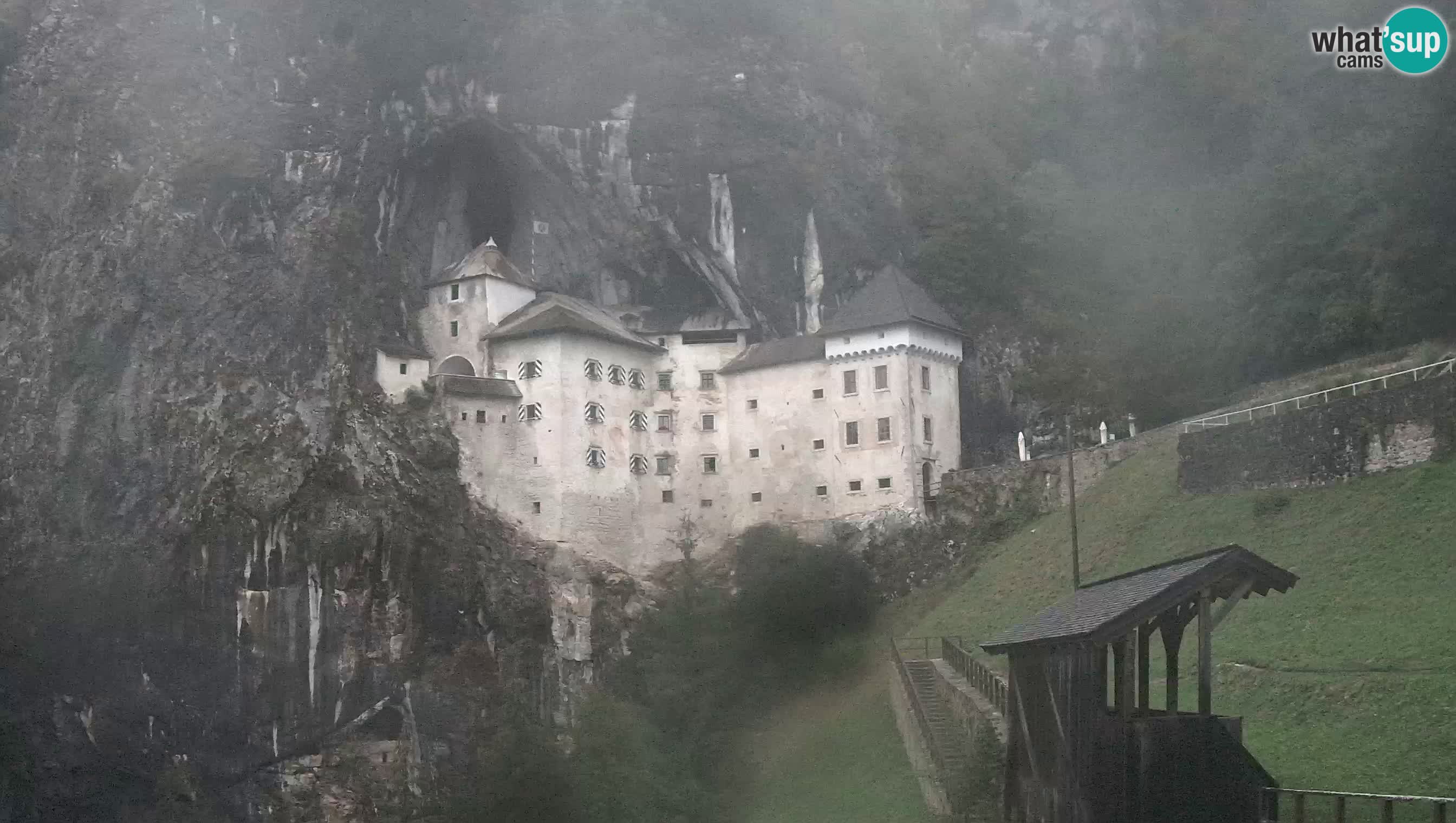 Web kamera Predjamski dvorac – Postojna – Slovenija