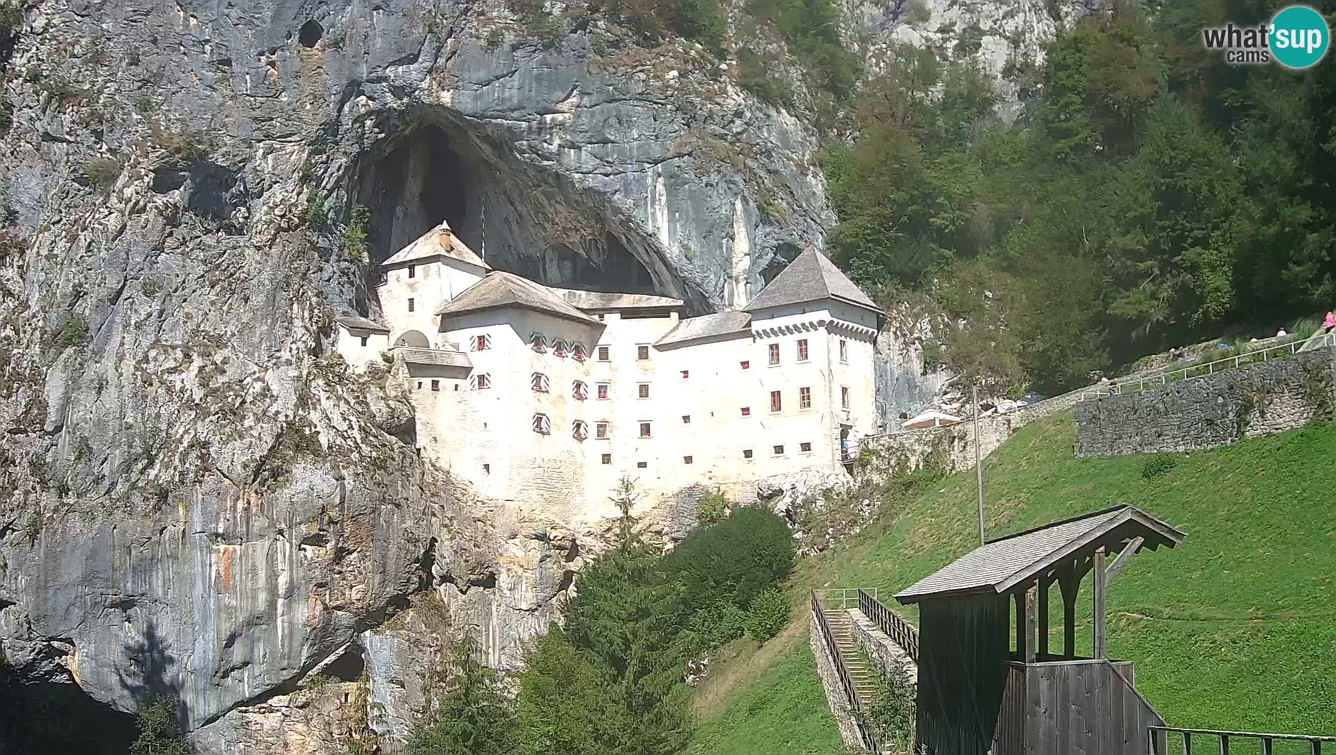 Live Webcam Höhlenburg Predjama – Postojna – Slowenien