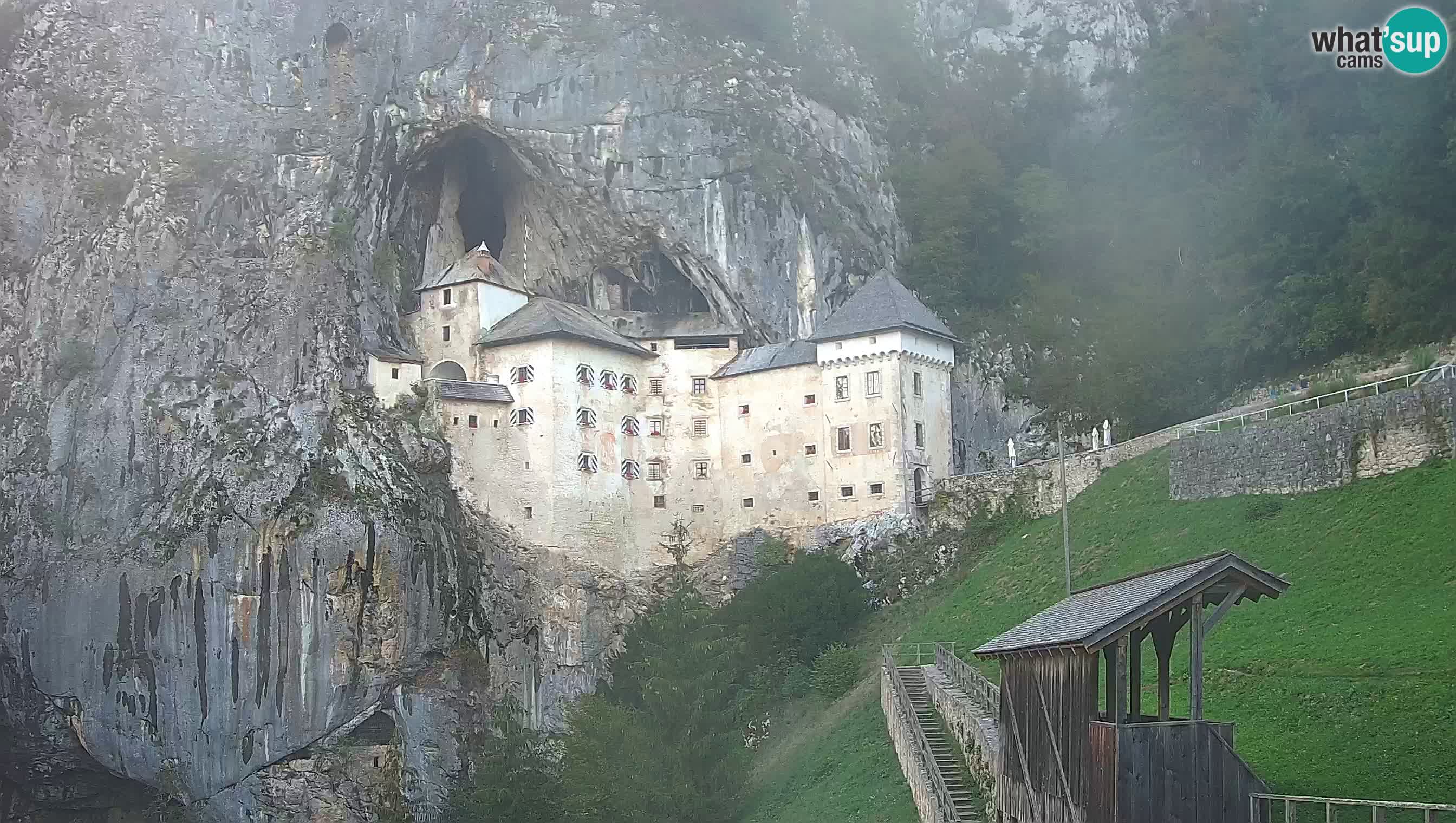 Live Webcam Predjamski grad – Predjama Castle – Postojna – Slovenia