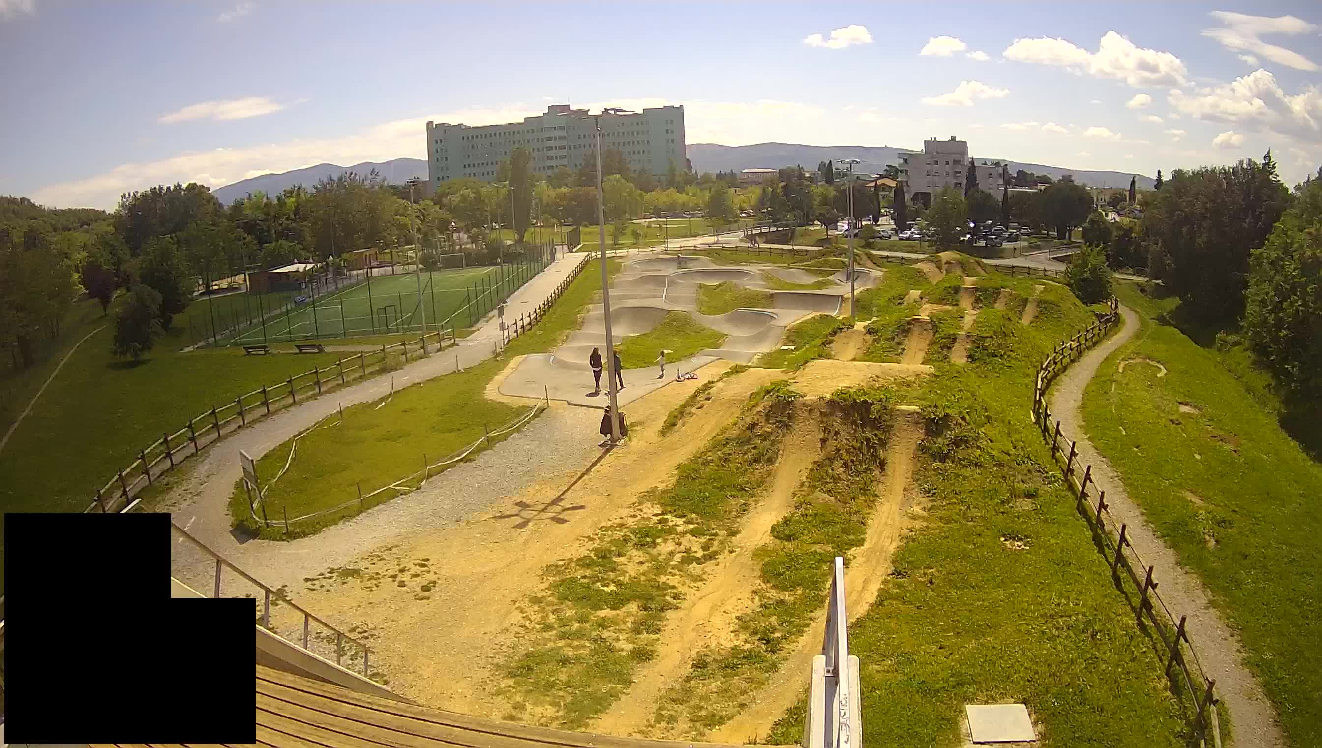 Cámara web en vivo del parque deportivo Šempeter pri Gorici – Eslovenia