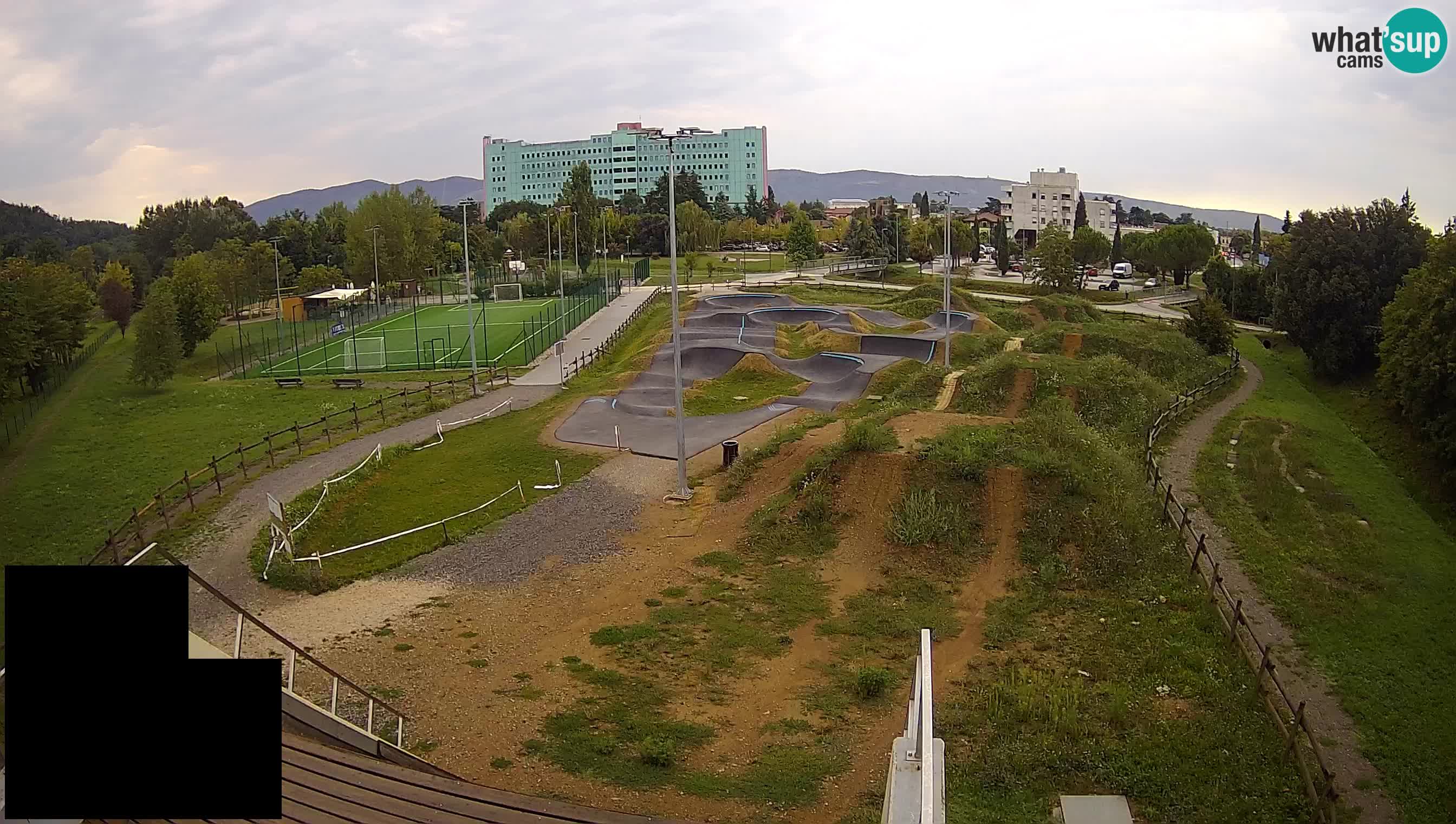 Webcam en direct du parc sportif de Šempeter pri Gorici – Slovénie