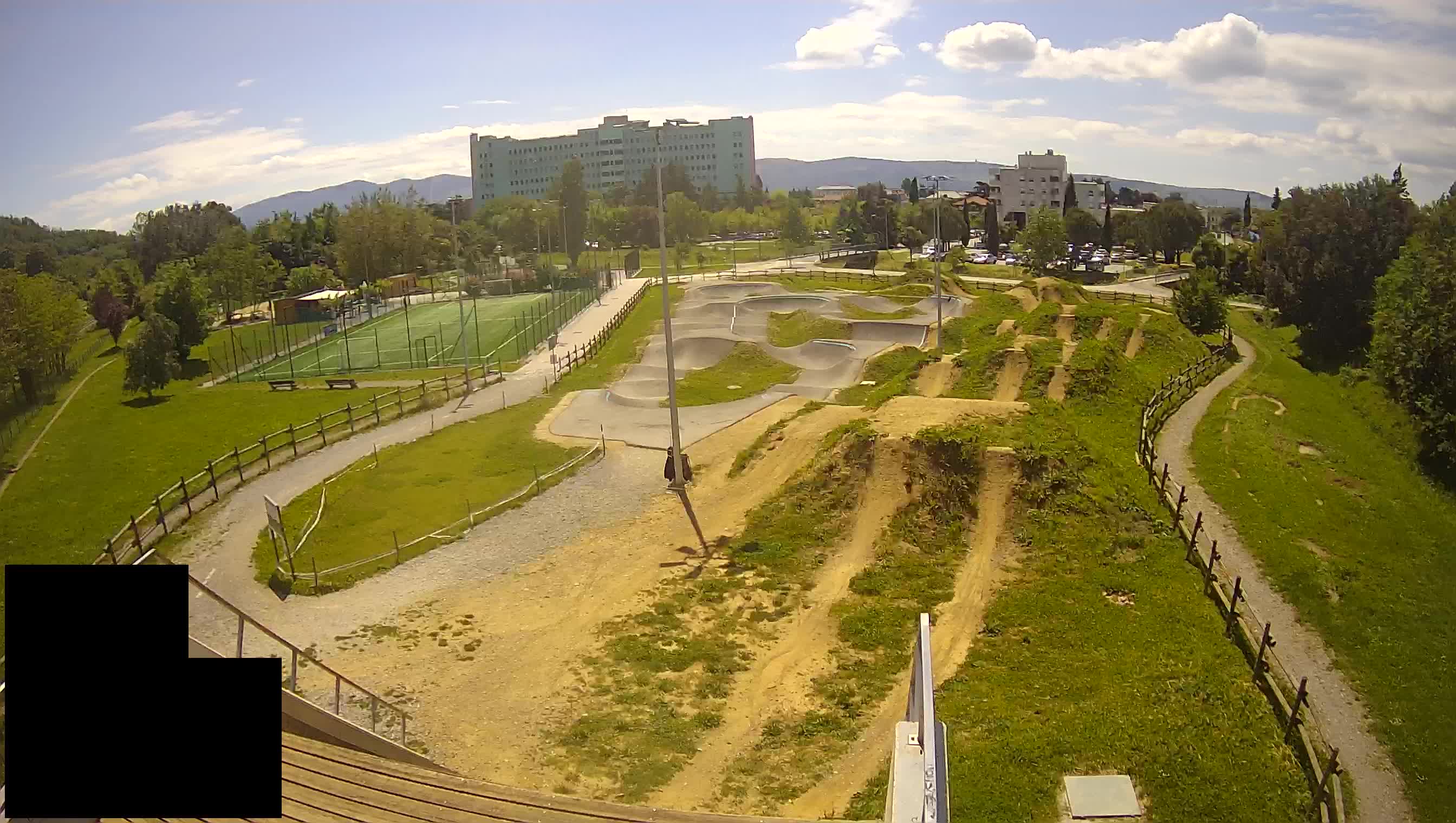 Cámara web en vivo del parque deportivo Šempeter pri Gorici – Eslovenia