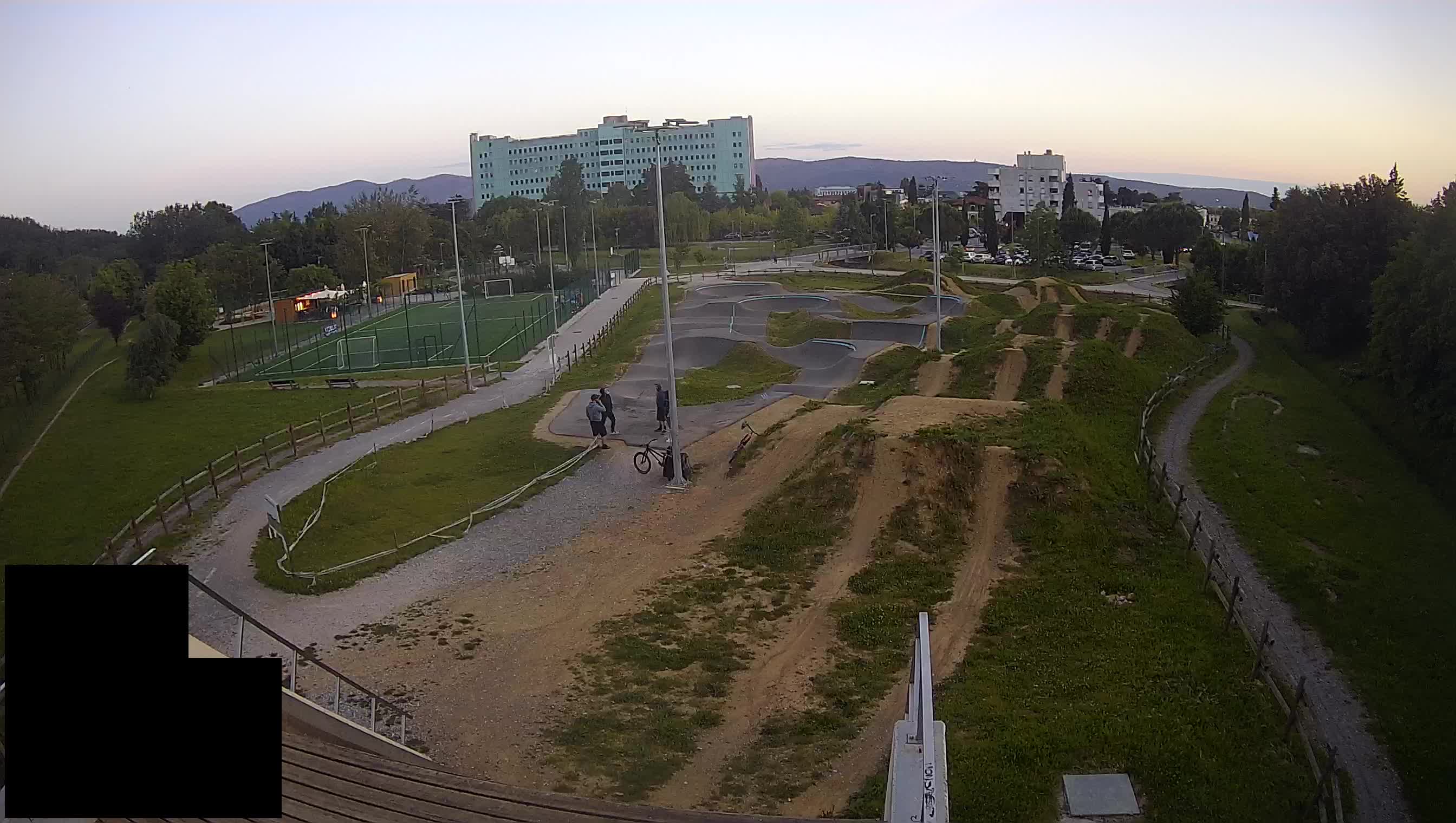 Cámara web en vivo del parque deportivo Šempeter pri Gorici – Eslovenia