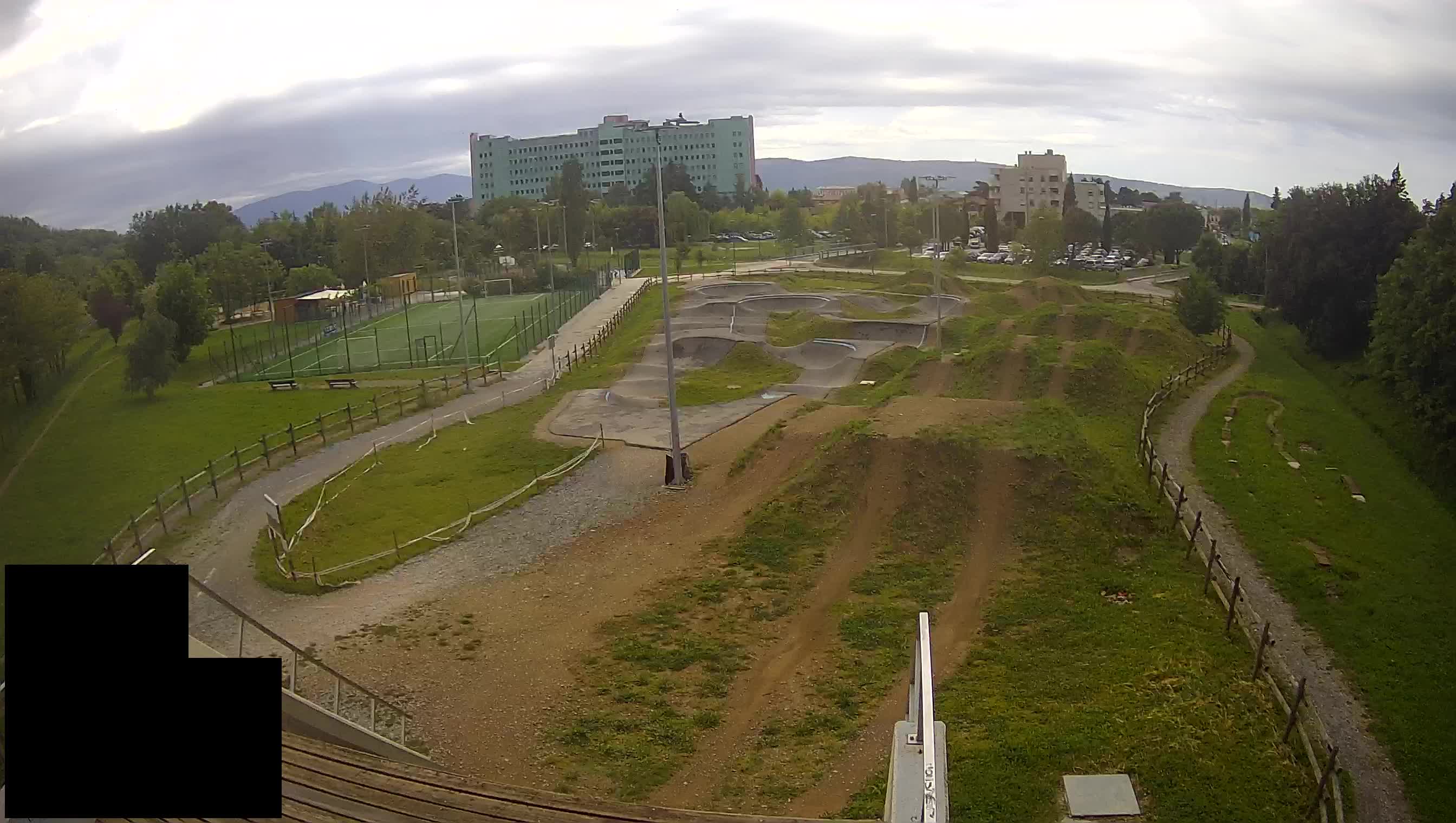 Cámara web en vivo del parque deportivo Šempeter pri Gorici – Eslovenia