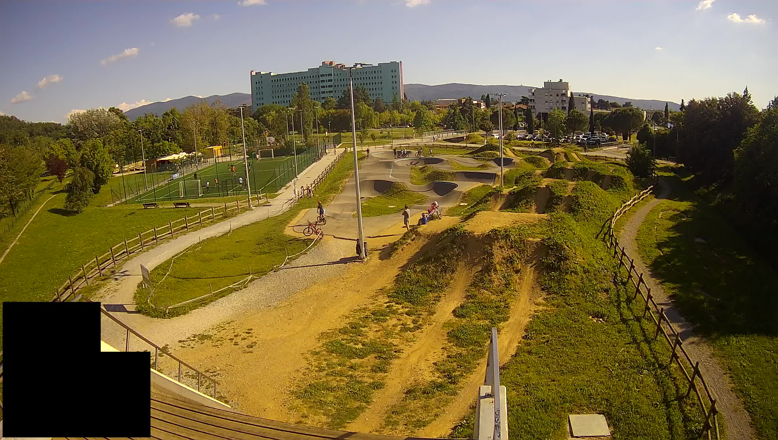 Cámara web en vivo del parque deportivo Šempeter pri Gorici – Eslovenia