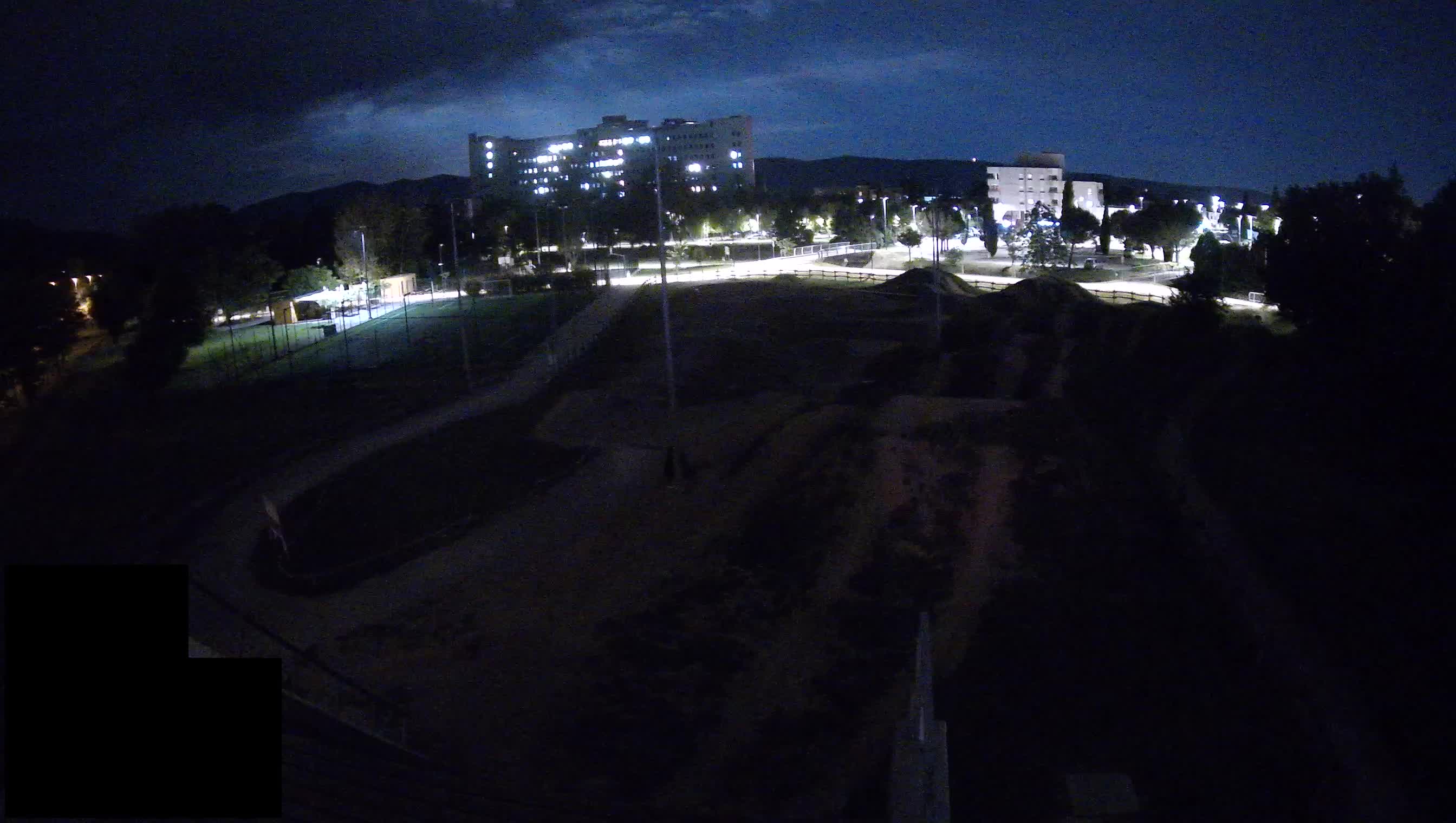 Cámara web en vivo del parque deportivo Šempeter pri Gorici – Eslovenia