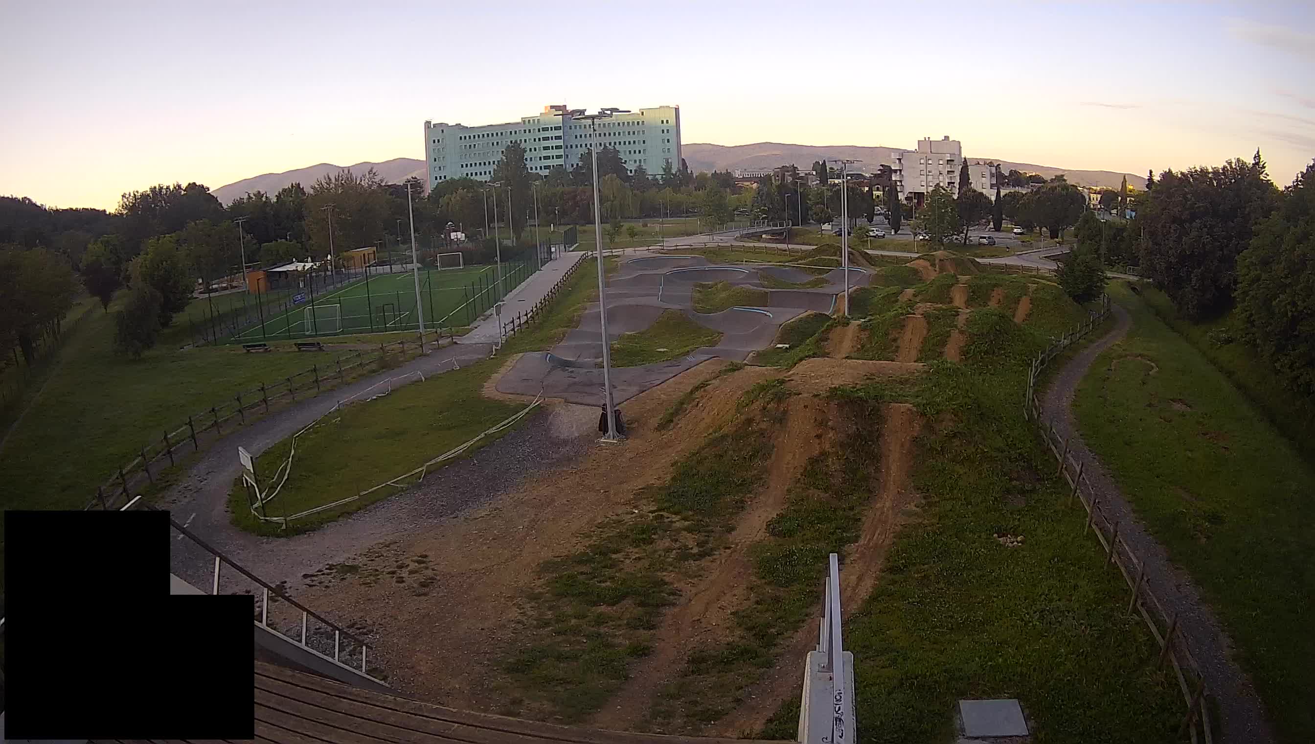 Cámara web en vivo del parque deportivo Šempeter pri Gorici – Eslovenia