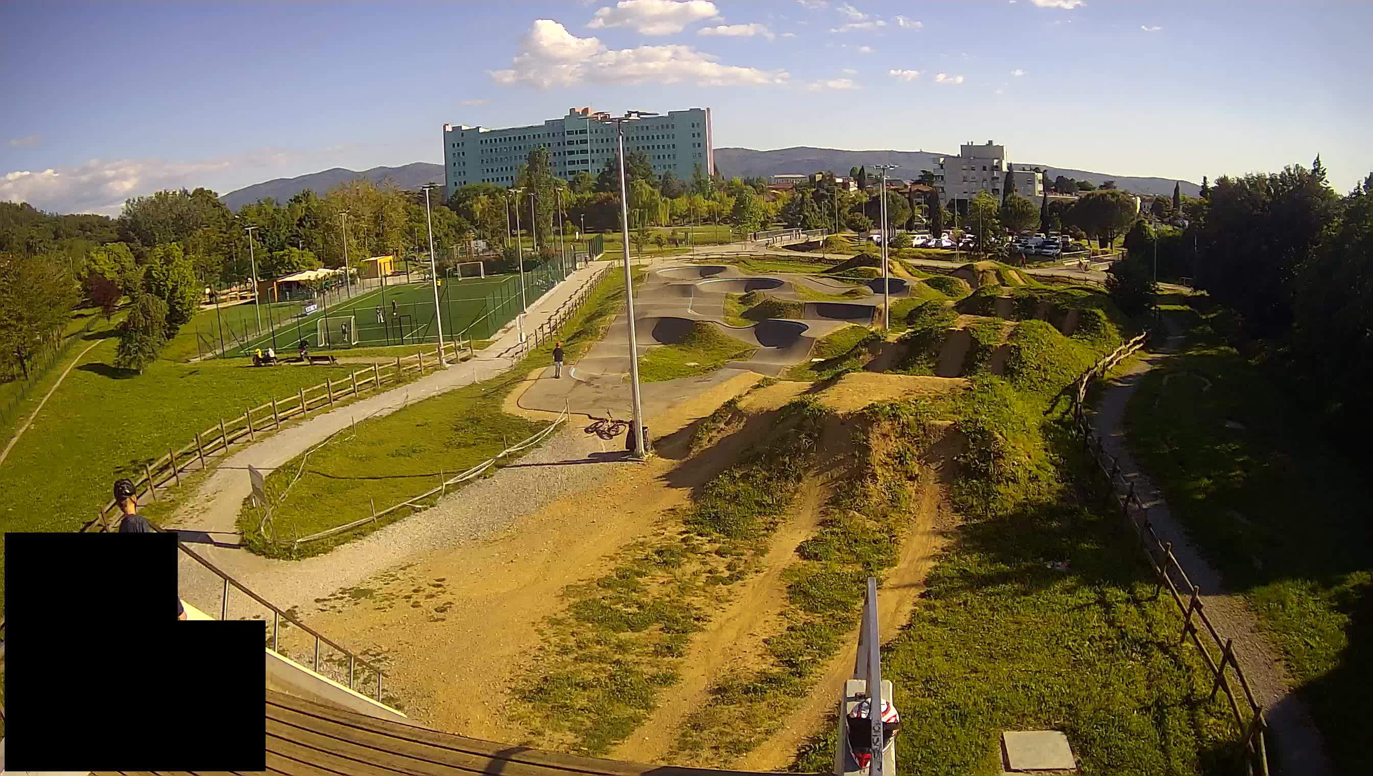 Cámara web en vivo del parque deportivo Šempeter pri Gorici – Eslovenia