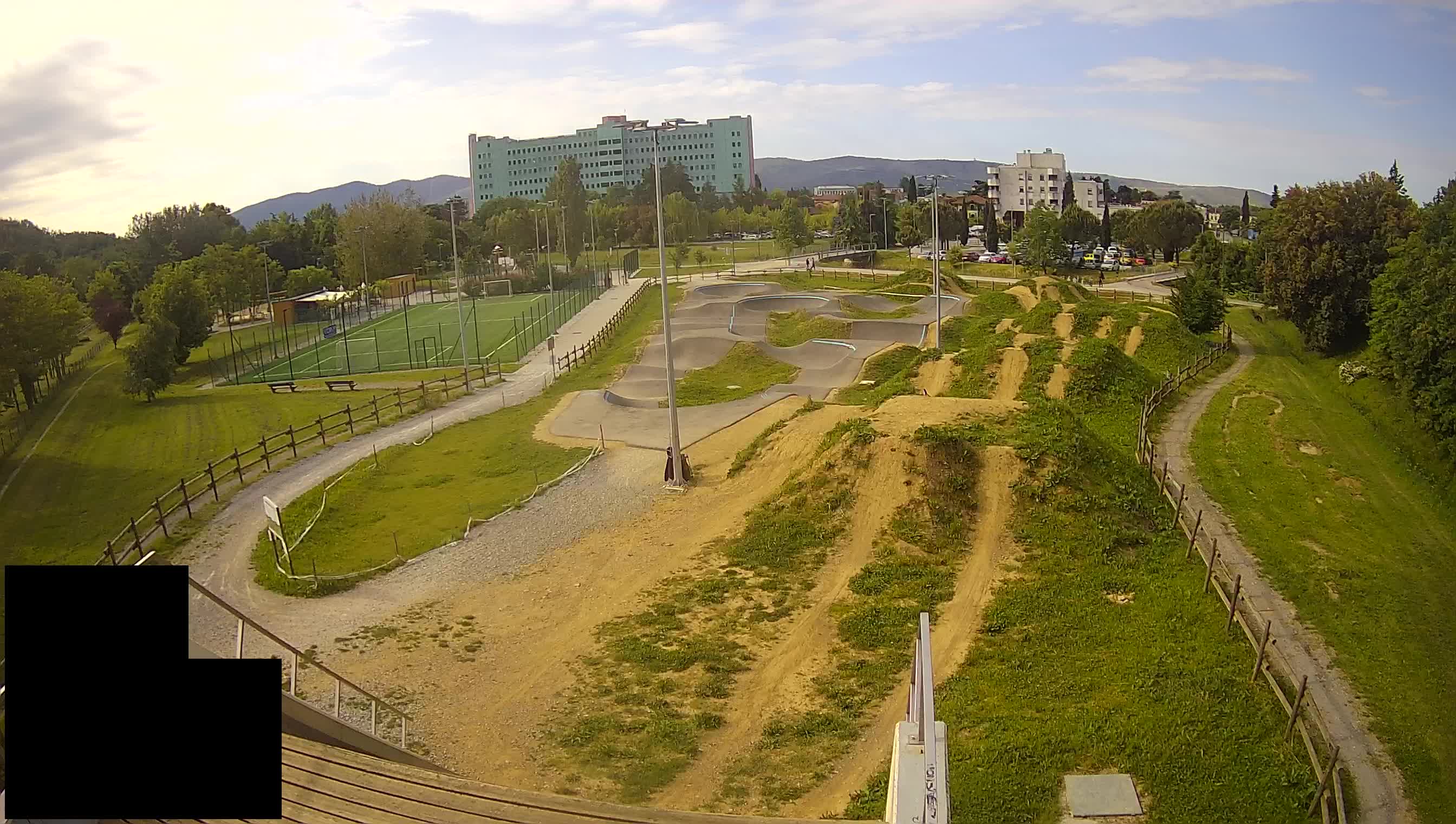 Cámara web en vivo del parque deportivo Šempeter pri Gorici – Eslovenia