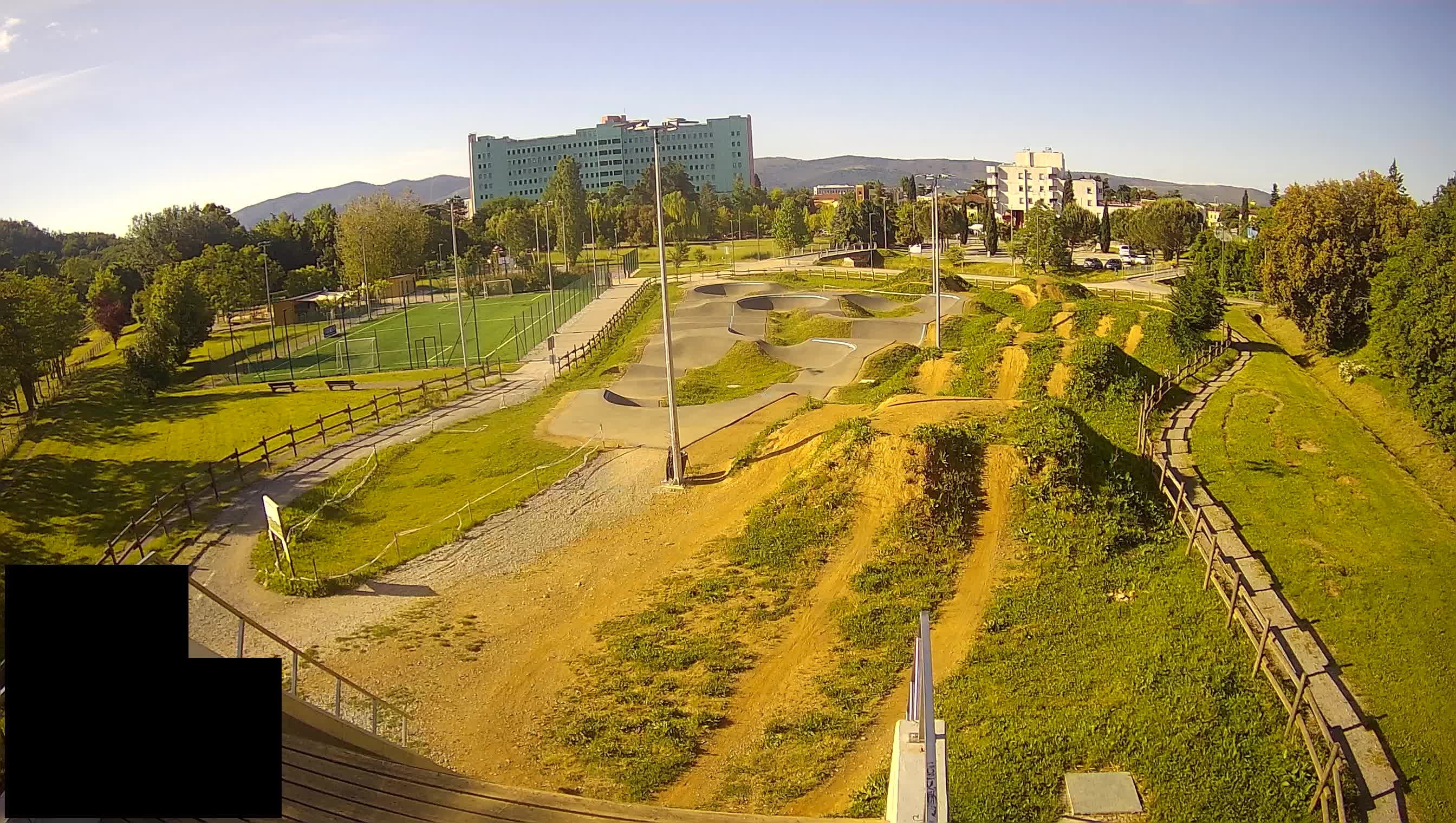 Cámara web en vivo del parque deportivo Šempeter pri Gorici – Eslovenia