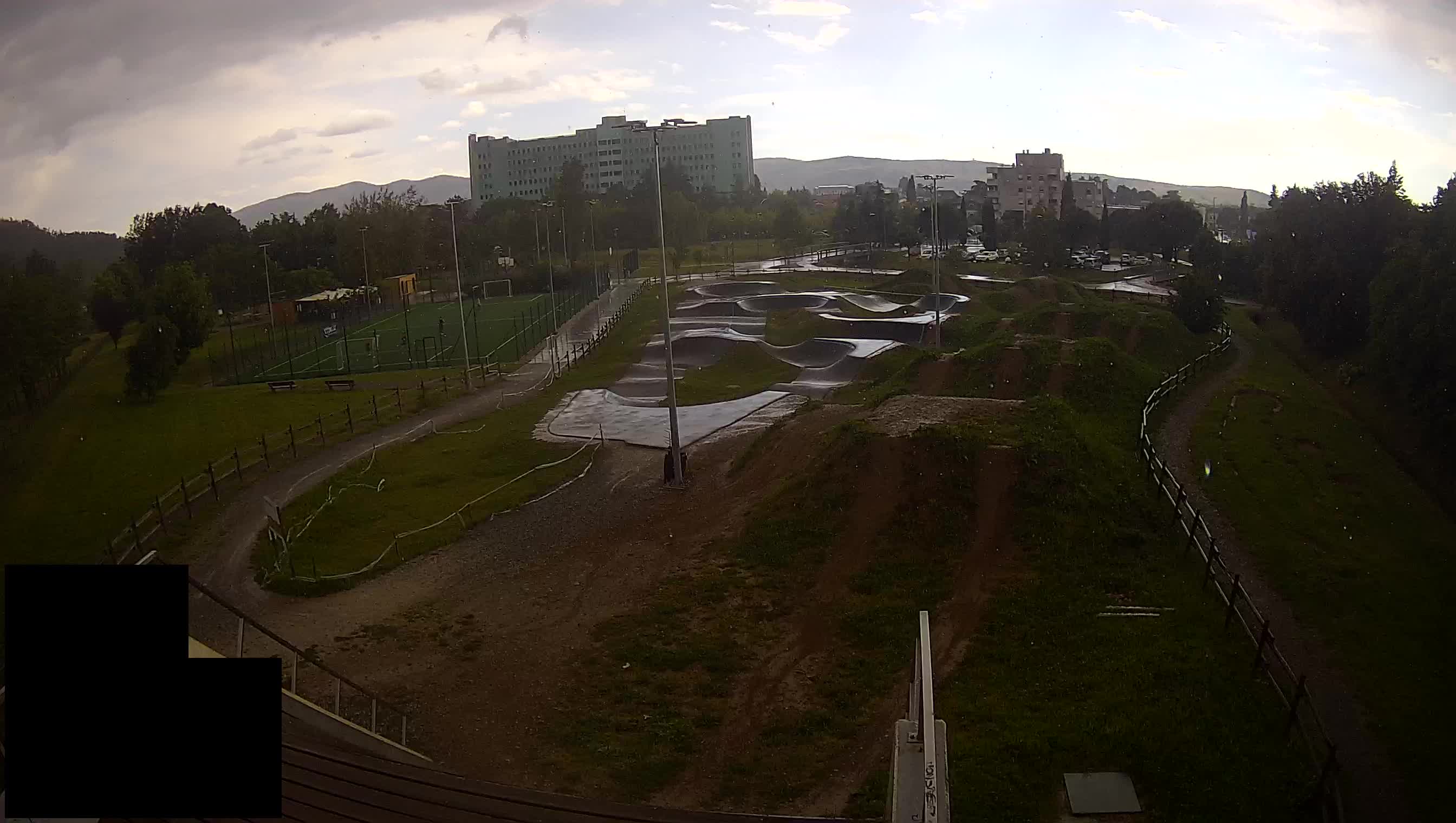 Cámara web en vivo del parque deportivo Šempeter pri Gorici – Eslovenia