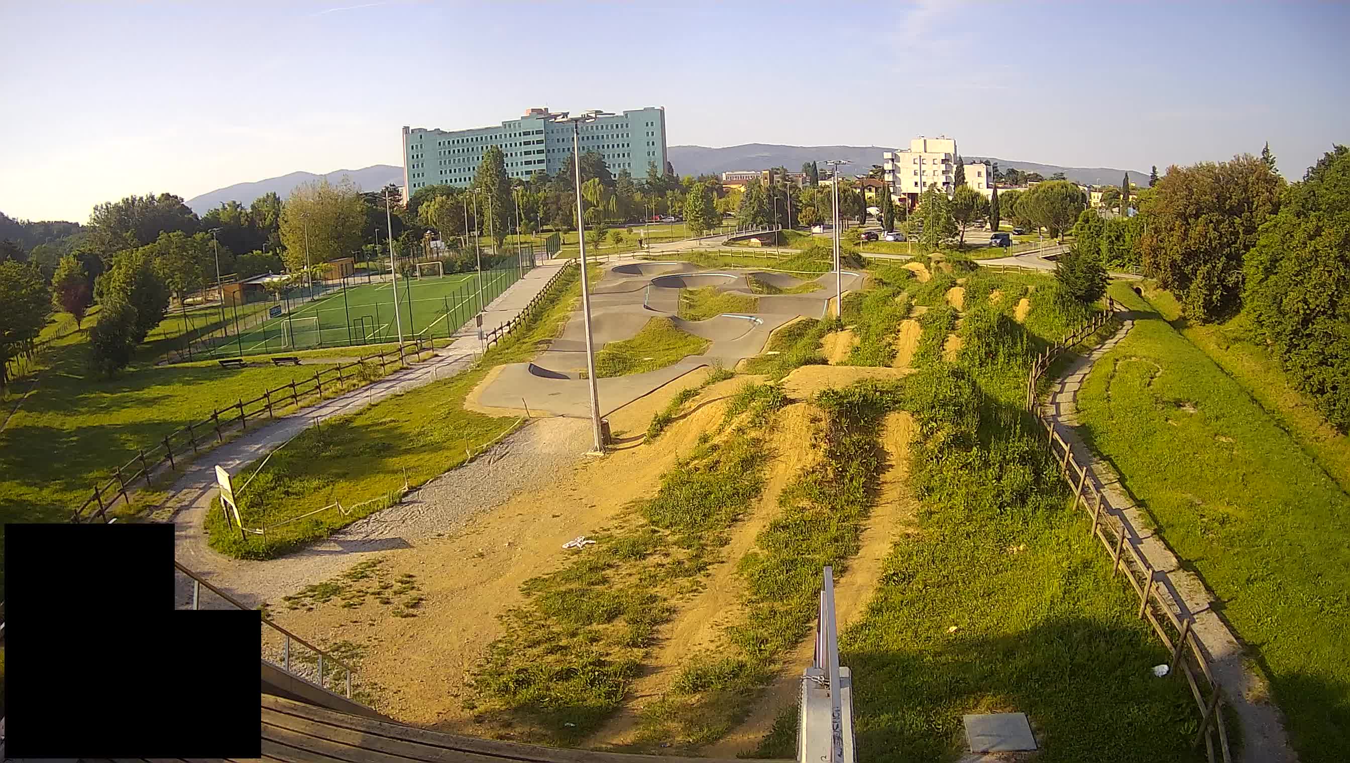 Cámara web en vivo del parque deportivo Šempeter pri Gorici – Eslovenia