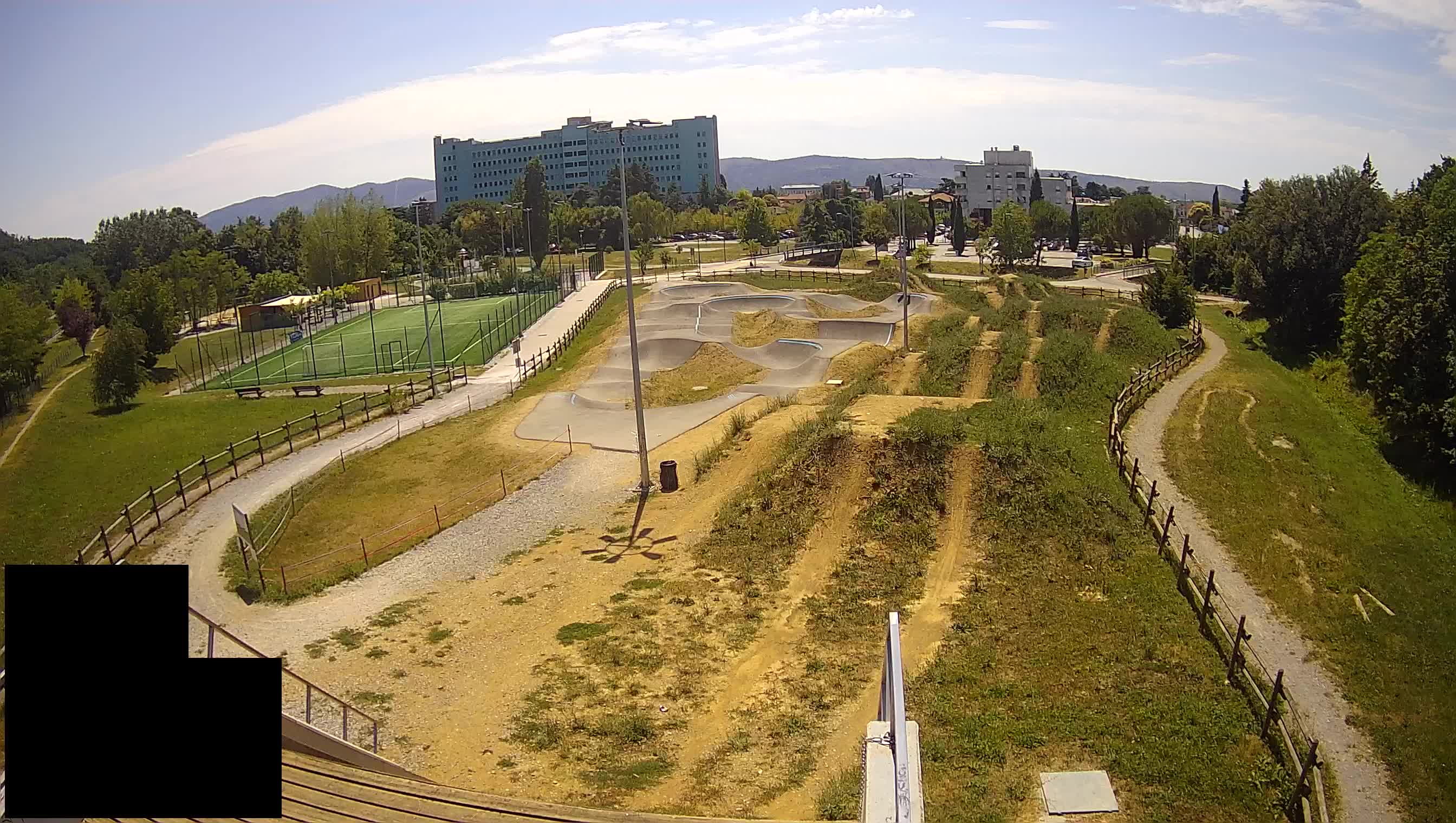 Cámara web en vivo del parque deportivo Šempeter pri Gorici – Eslovenia