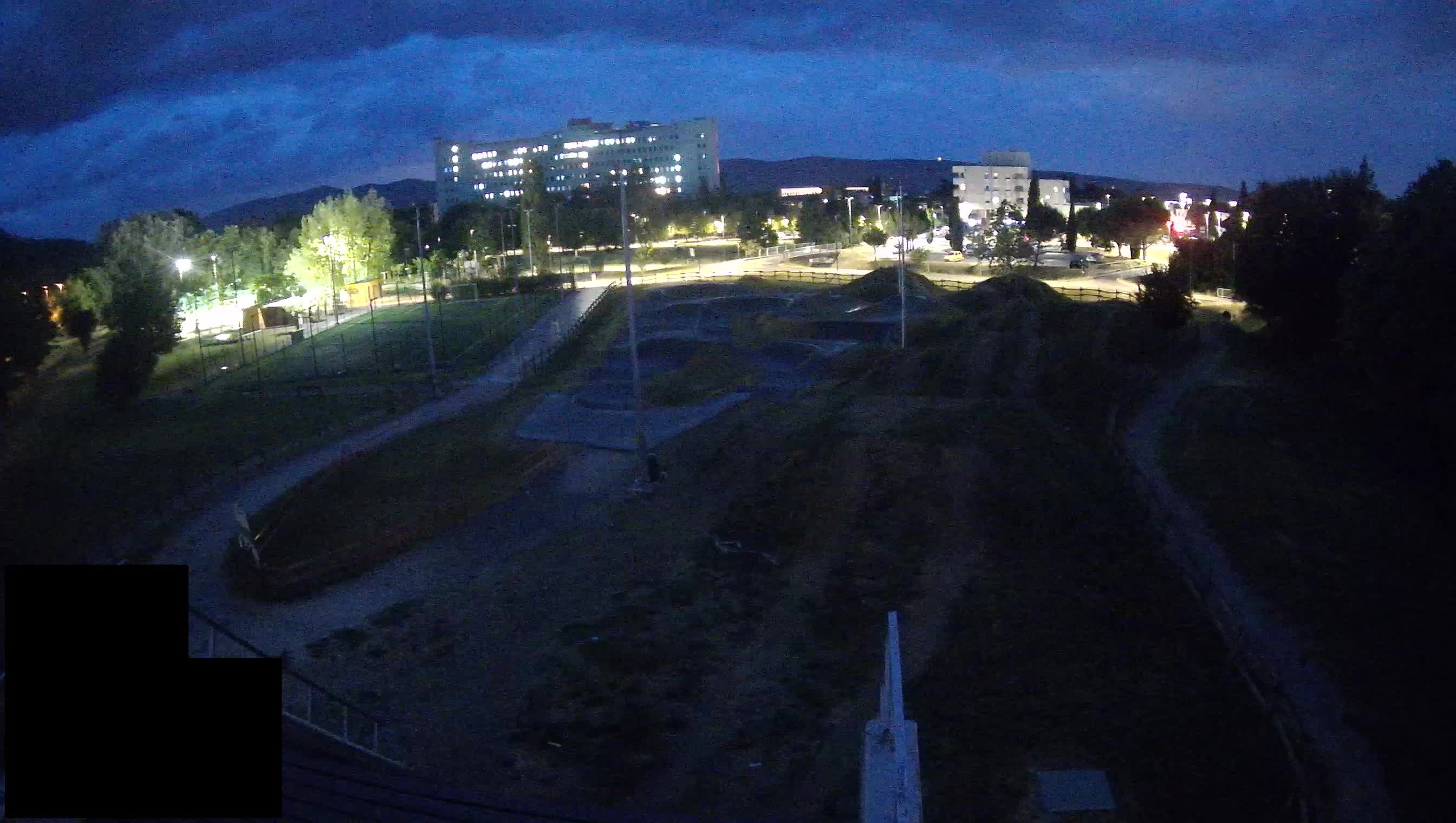 Cámara web en vivo del parque deportivo Šempeter pri Gorici – Eslovenia