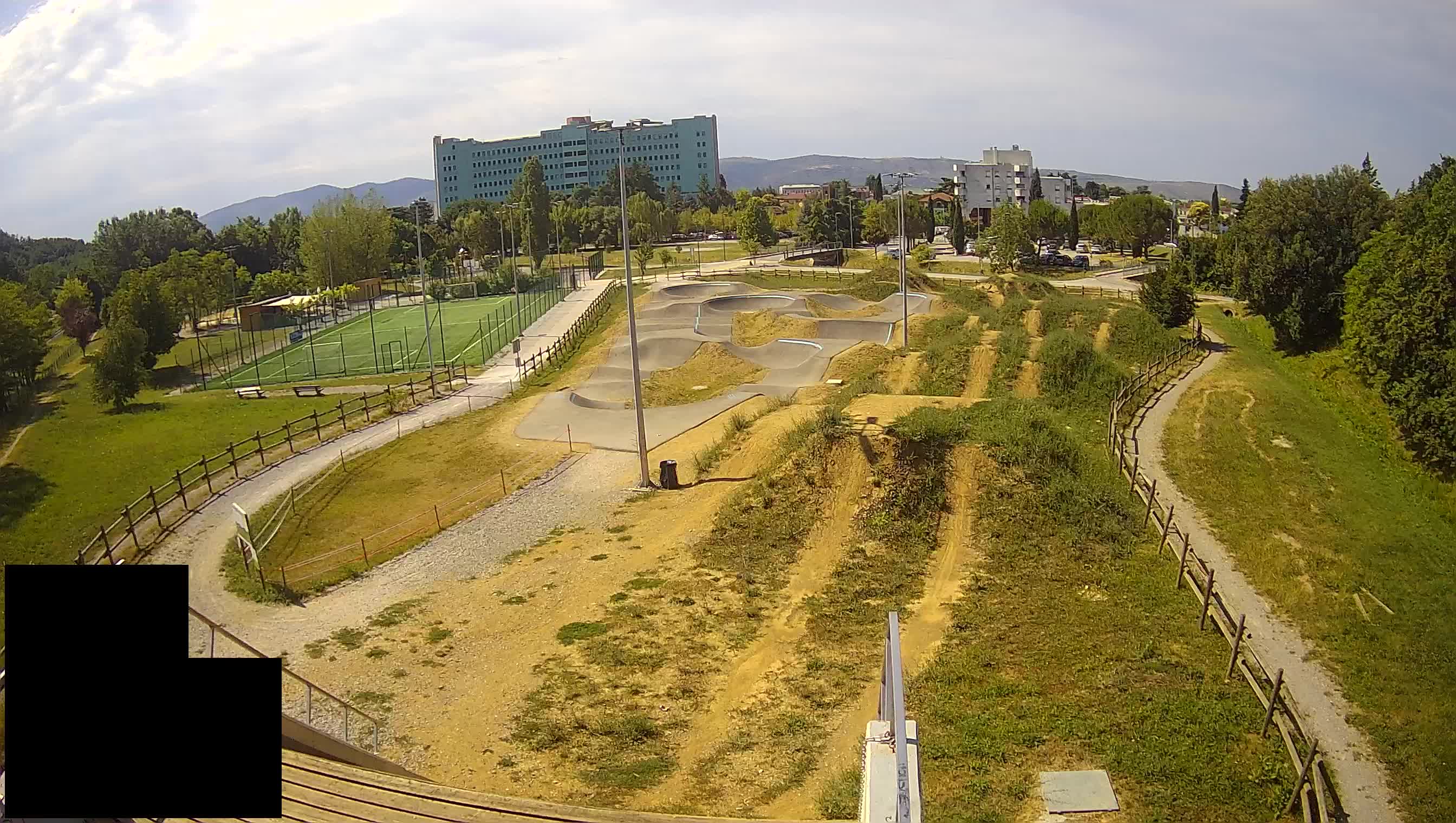 Cámara web en vivo del parque deportivo Šempeter pri Gorici – Eslovenia