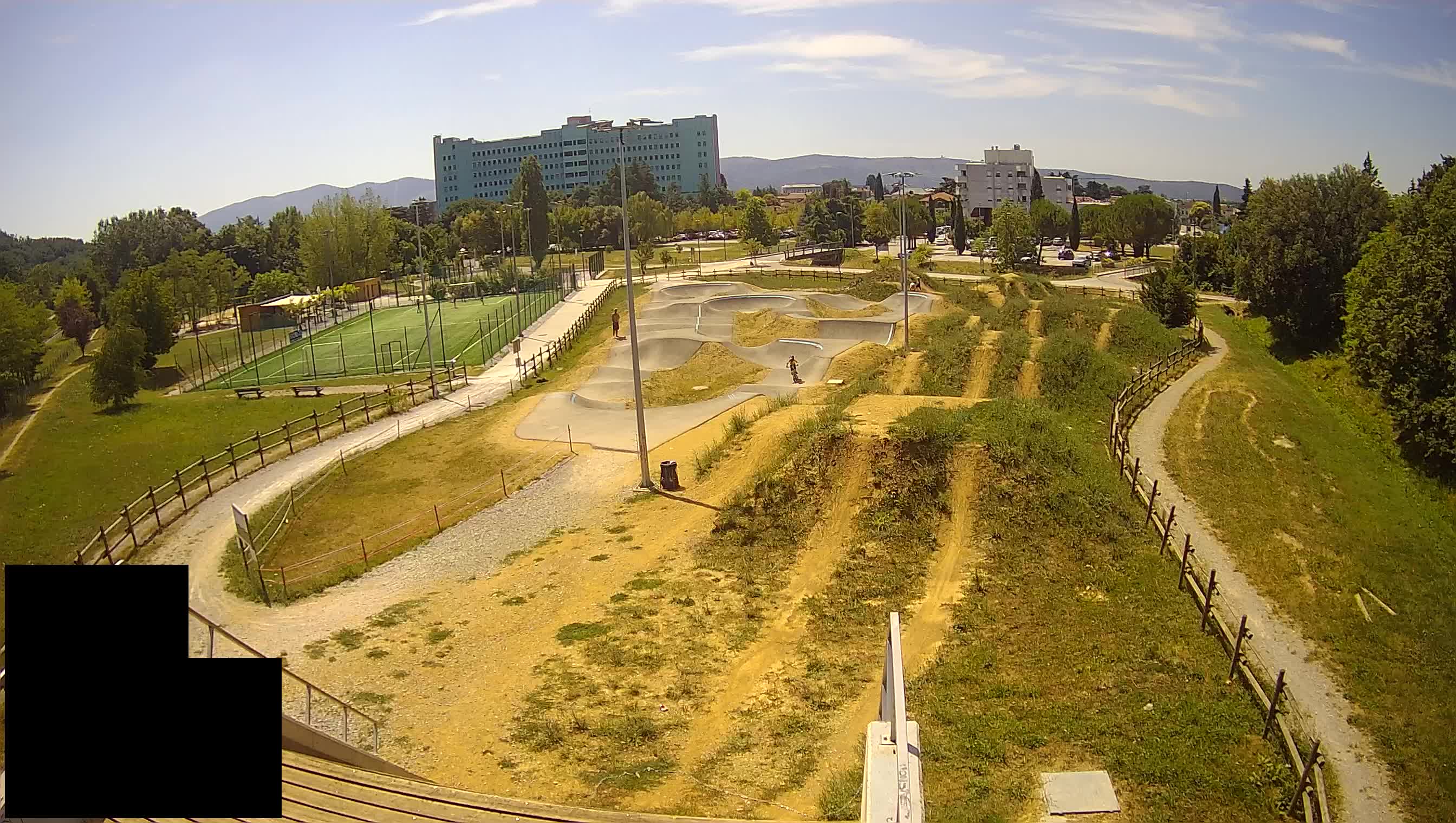 Cámara web en vivo del parque deportivo Šempeter pri Gorici – Eslovenia