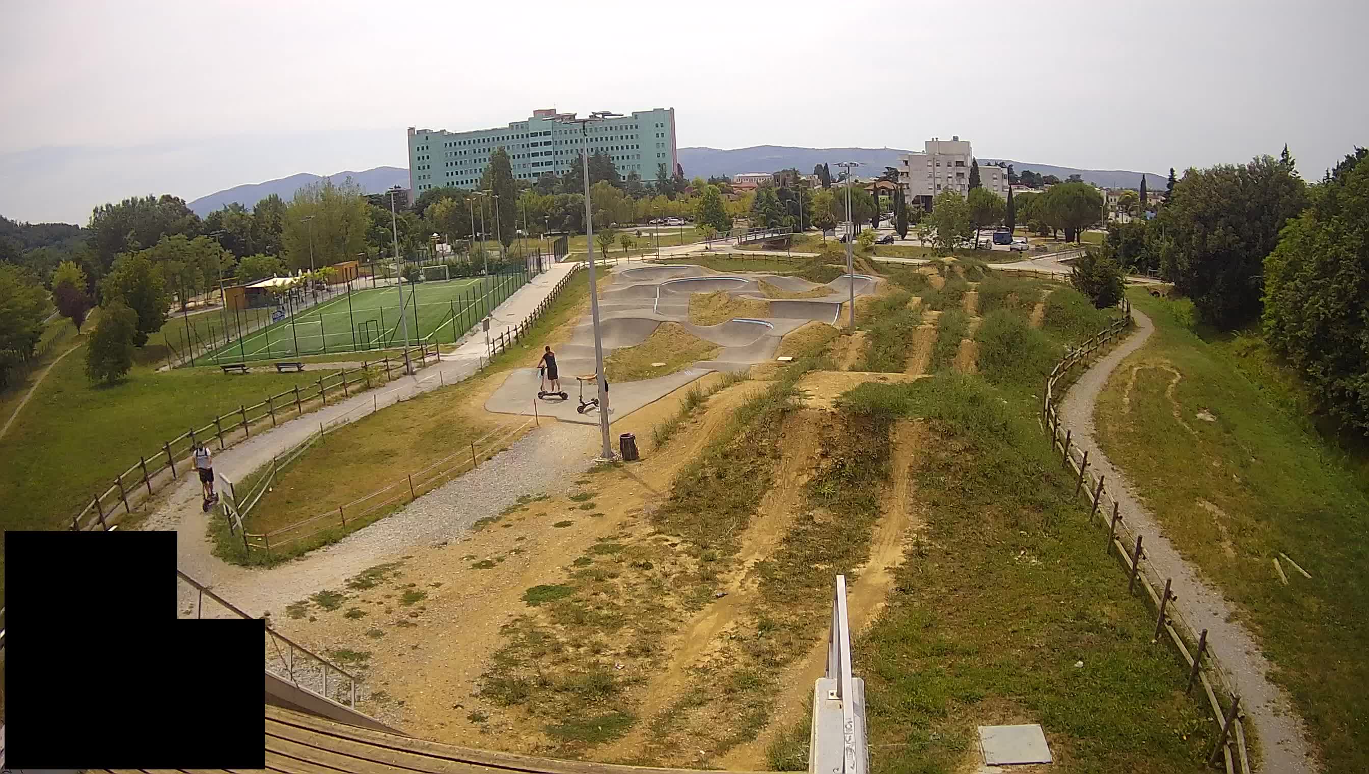 Cámara web en vivo del parque deportivo Šempeter pri Gorici – Eslovenia