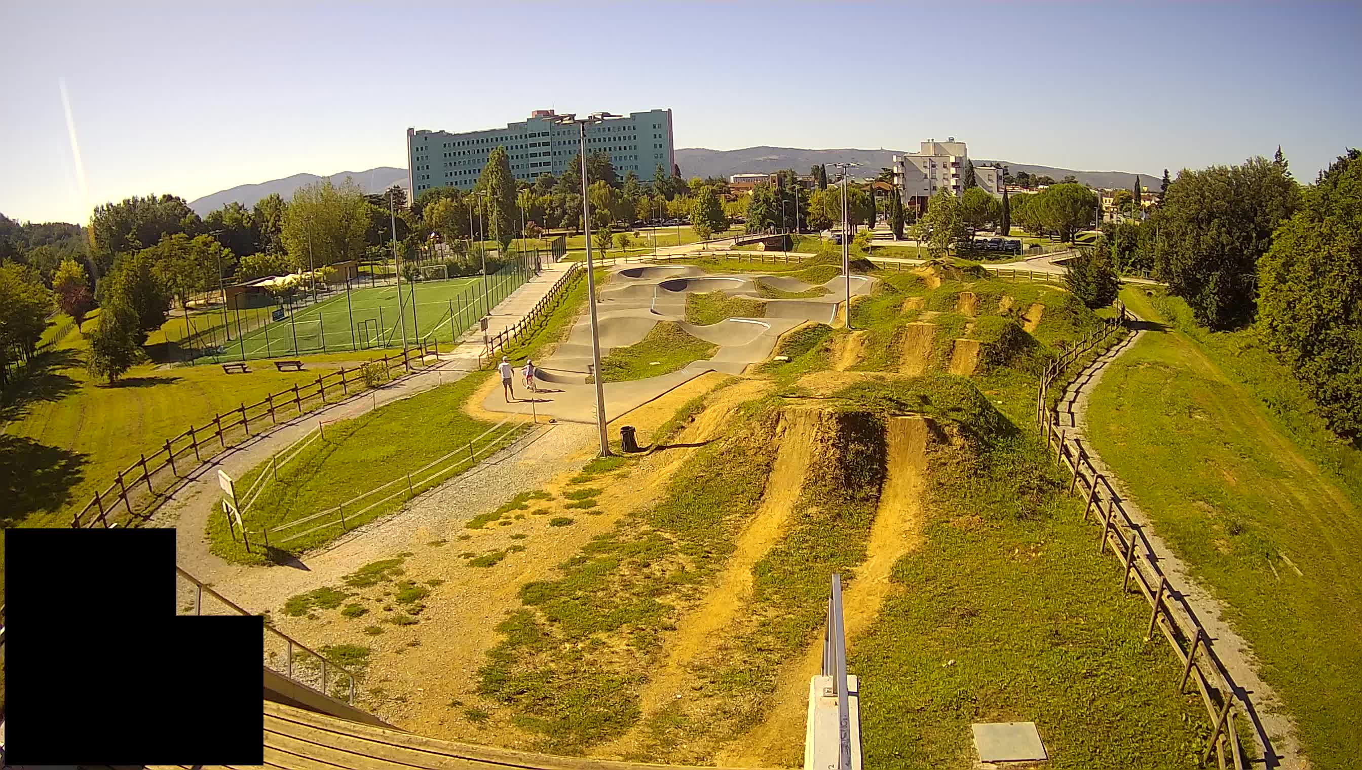 Cámara web en vivo del parque deportivo Šempeter pri Gorici – Eslovenia