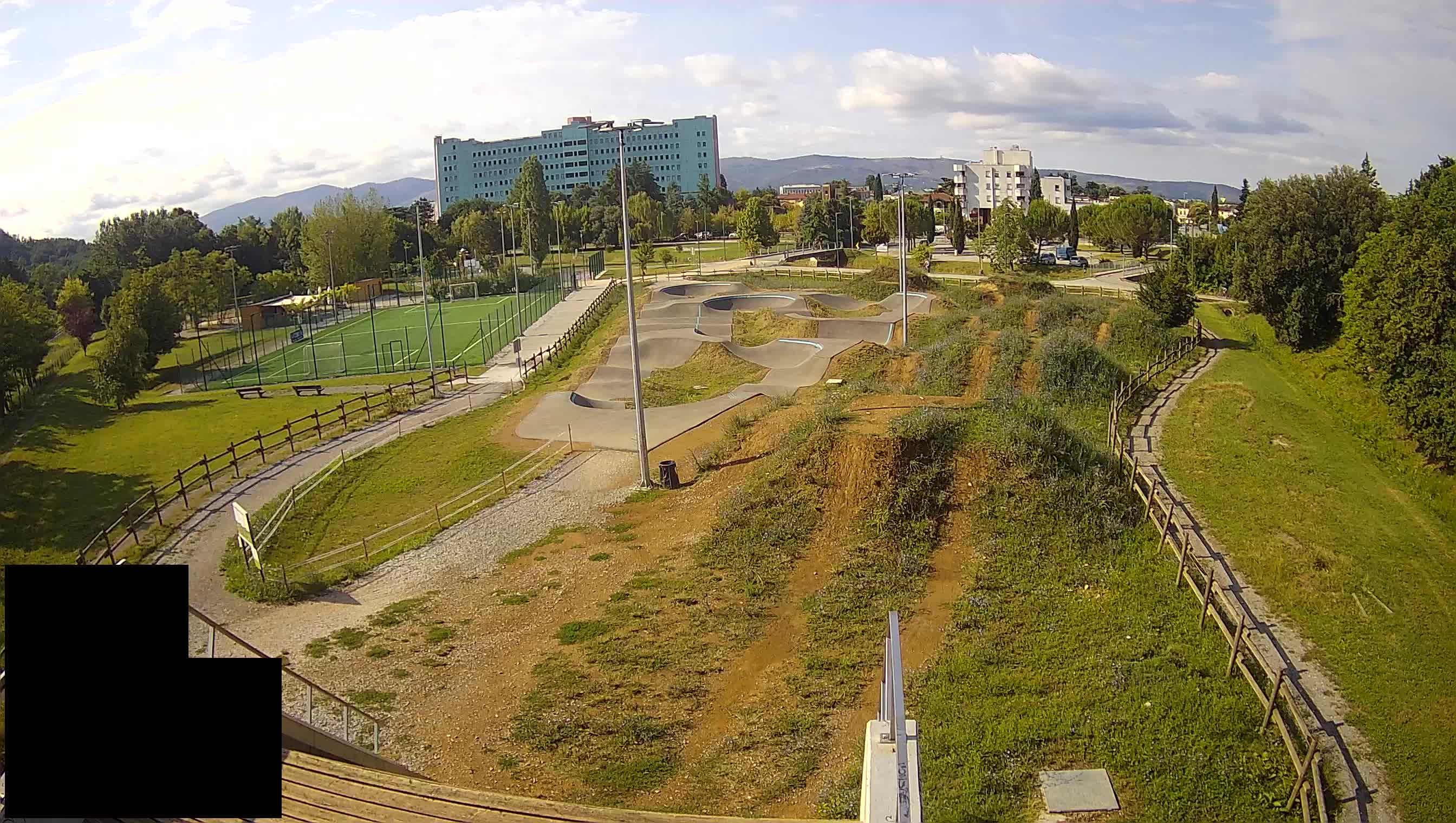Cámara web en vivo del parque deportivo Šempeter pri Gorici – Eslovenia