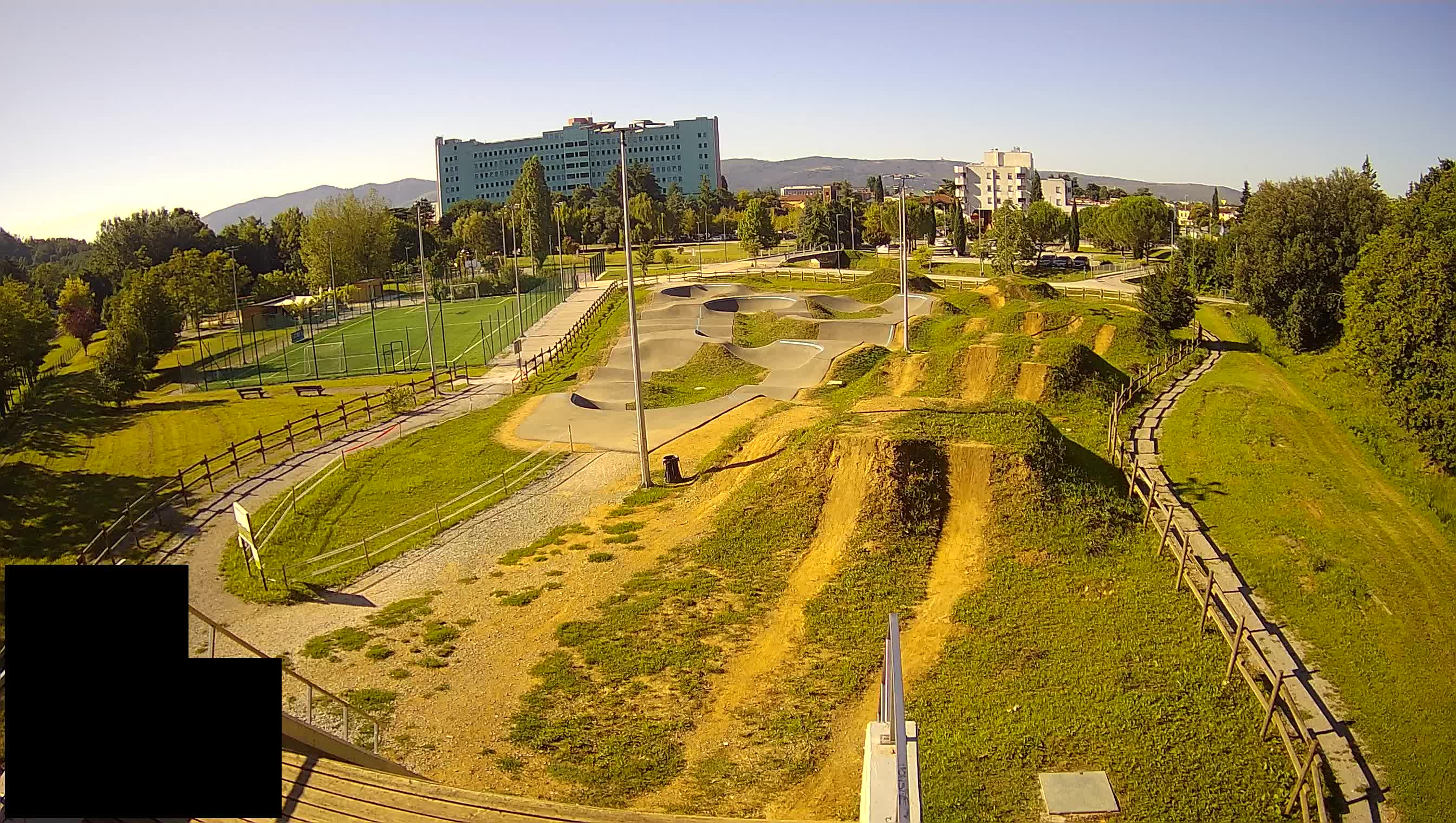Cámara web en vivo del parque deportivo Šempeter pri Gorici – Eslovenia