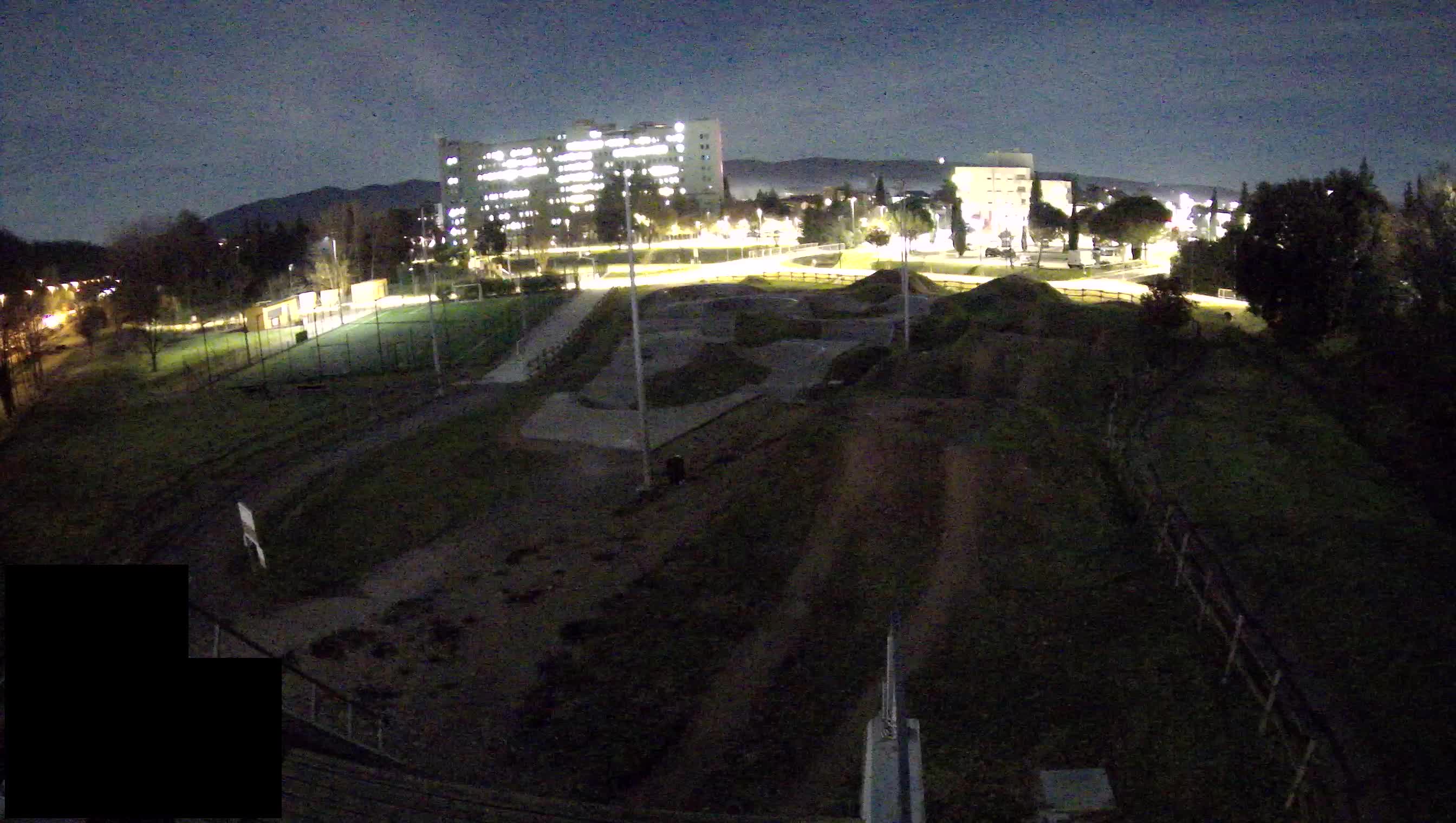 Cámara web en vivo del parque deportivo Šempeter pri Gorici – Eslovenia