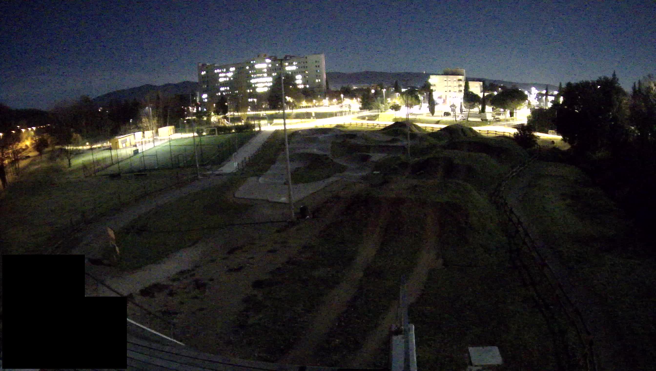 Cámara web en vivo del parque deportivo Šempeter pri Gorici – Eslovenia