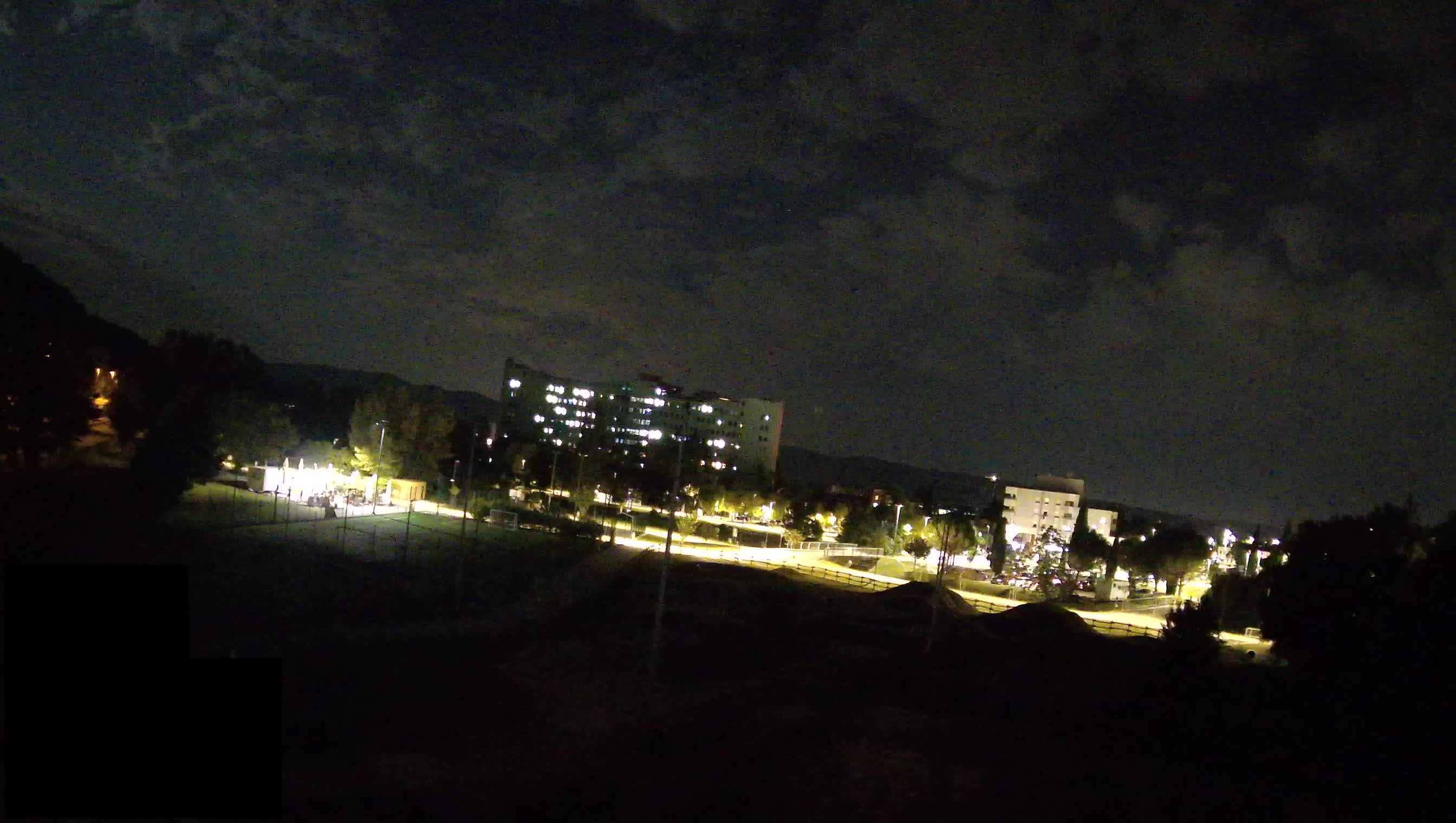 Webcam en direct du parc sportif de Šempeter pri Gorici – Slovénie