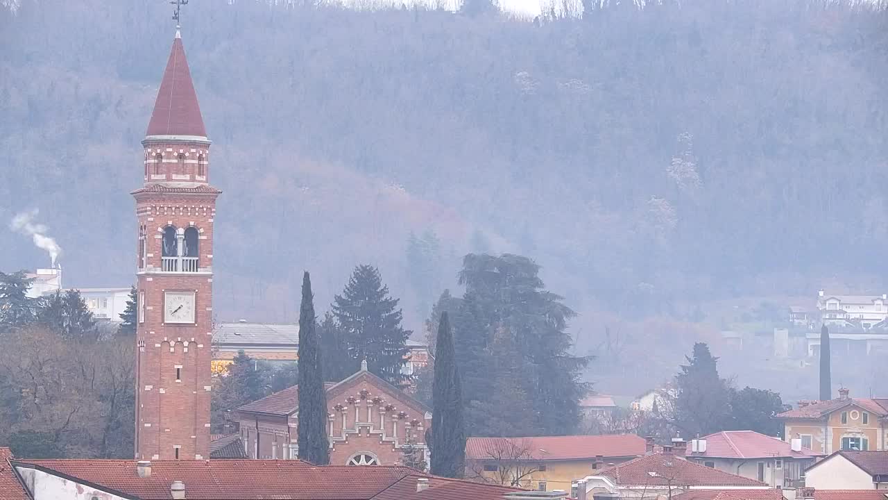 Čudovit panoramski pogled na Šempeter pri Gorici