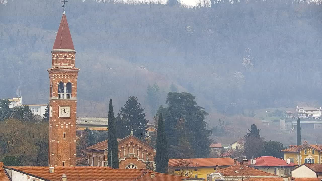 Čudovit panoramski pogled na Šempeter pri Gorici