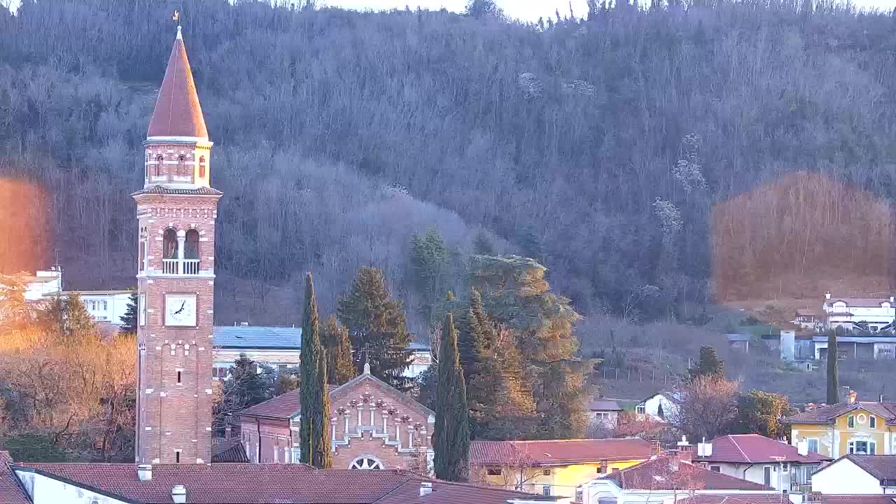 Panorama époustouflant de Šempeter pri Gorici