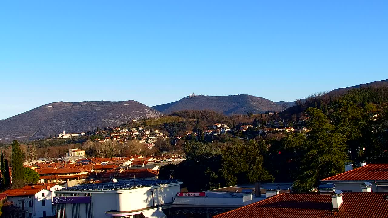 Čudovit panoramski pogled na Šempeter pri Gorici