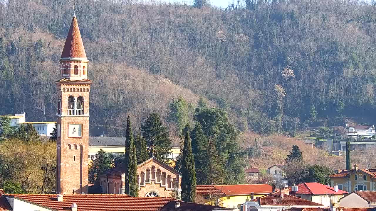 Panorama mozzafiato di Šempeter pri Gorici