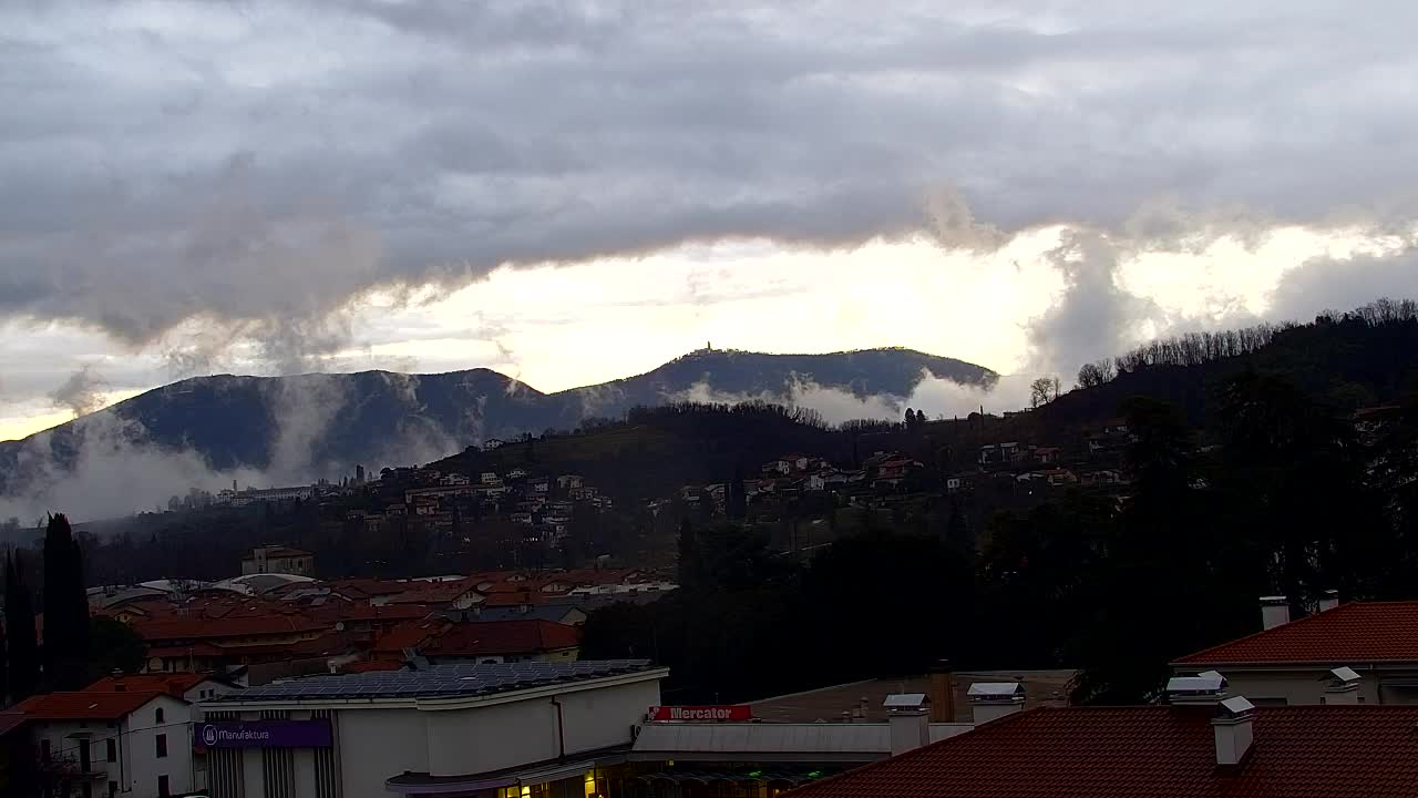 Panorama mozzafiato di Šempeter pri Gorici