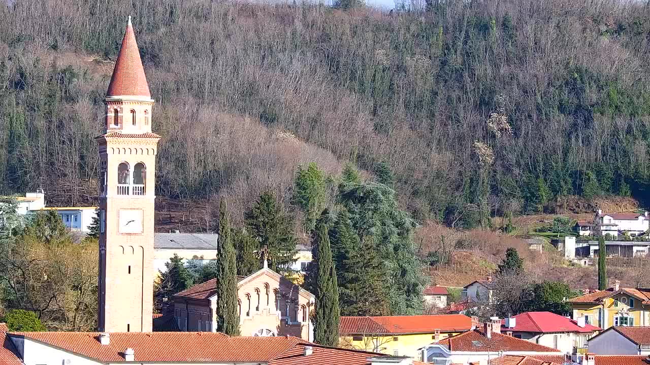 Čudovit panoramski pogled na Šempeter pri Gorici